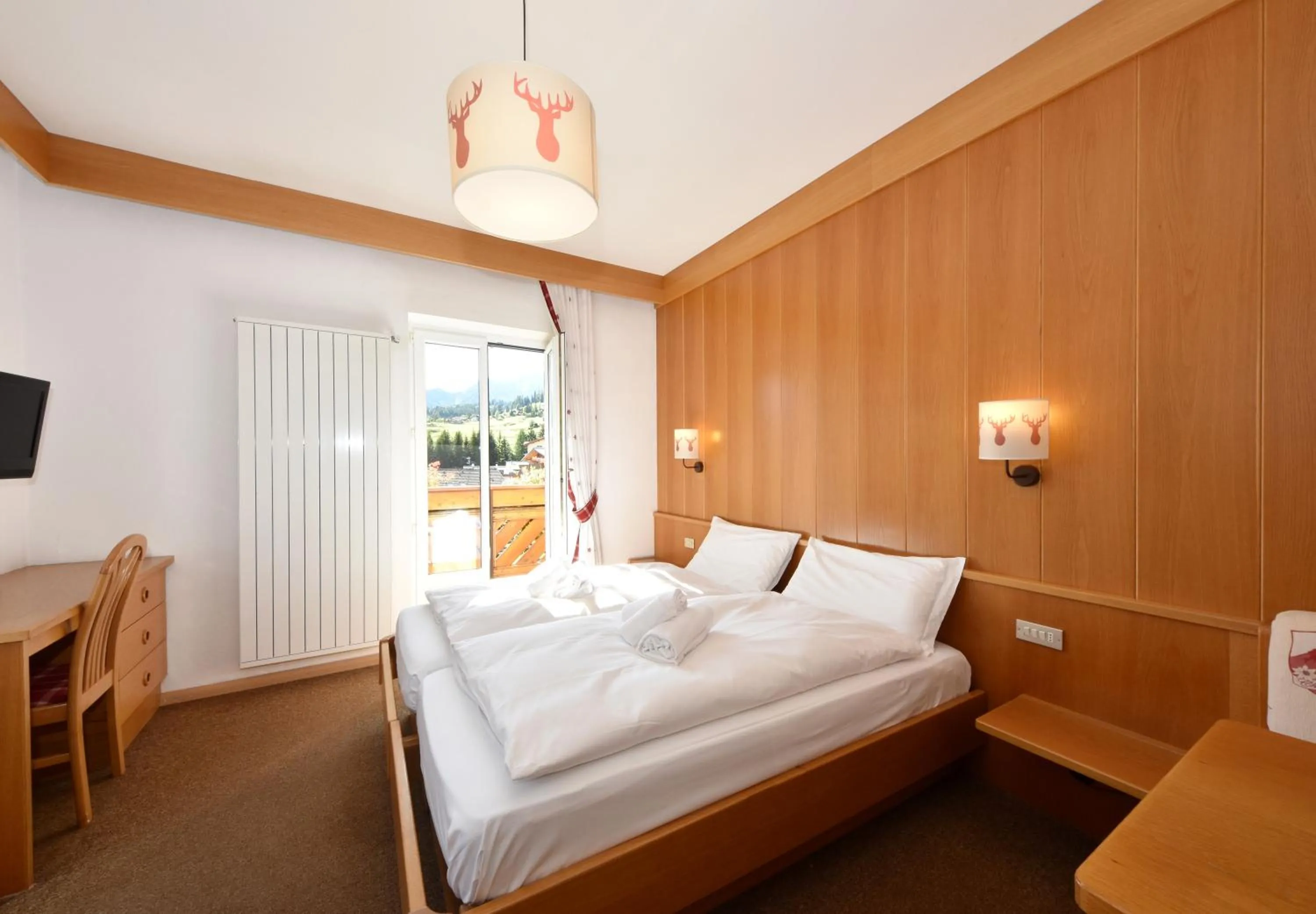 Photo of the whole room, Bed in Al Piccolo Hotel