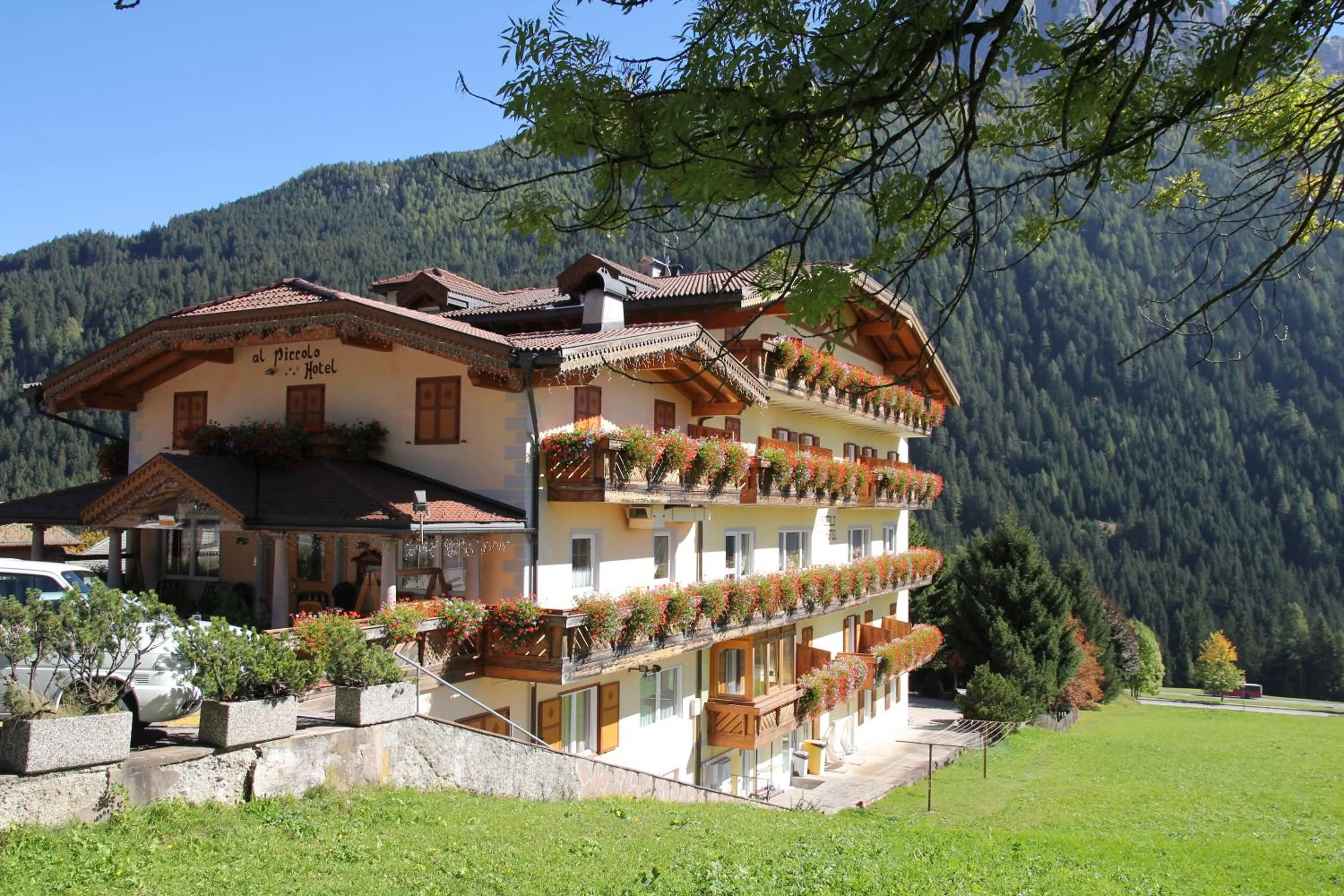 Property building in Al Piccolo Hotel