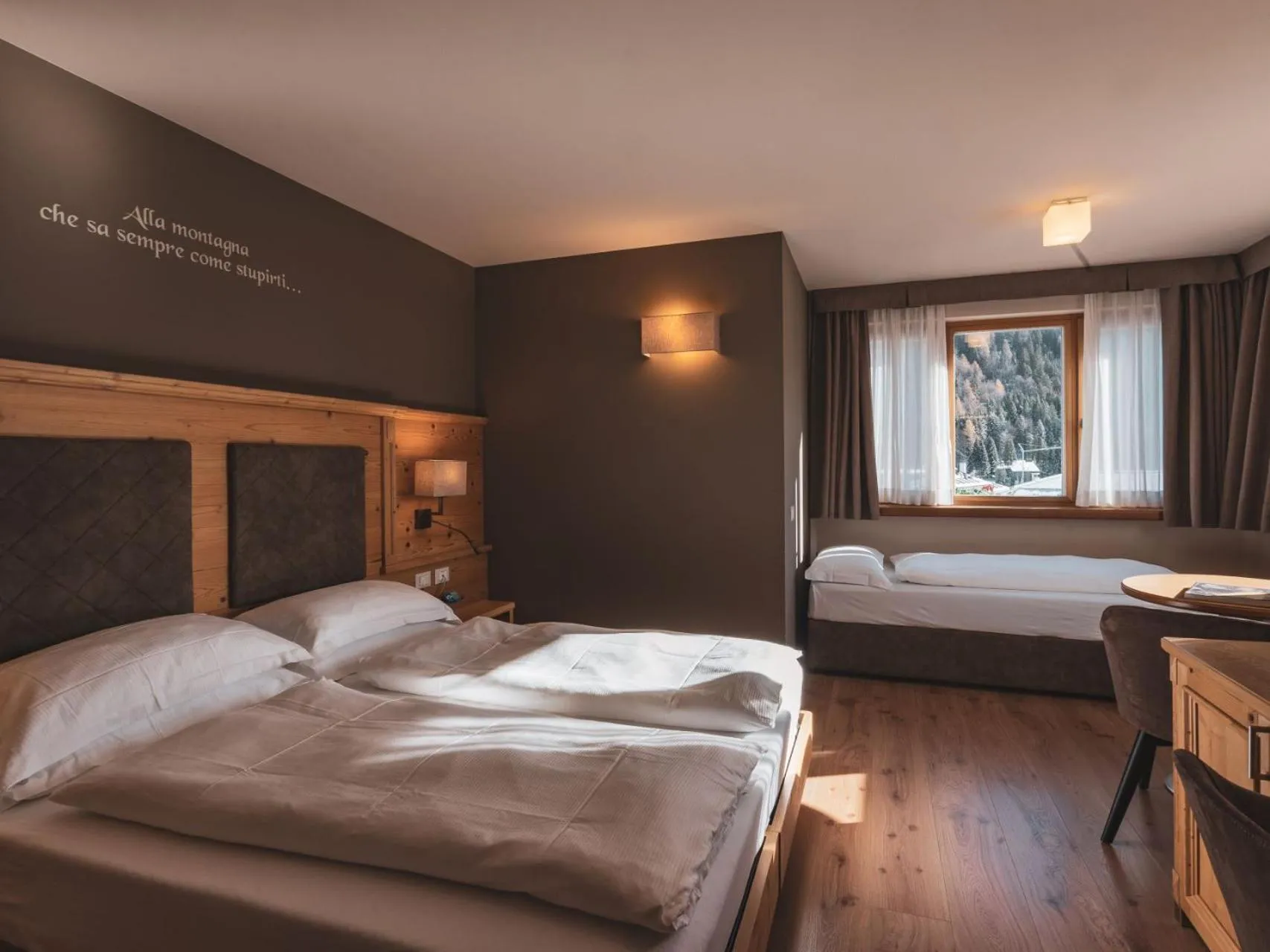 Bed in Hotel Crozzon