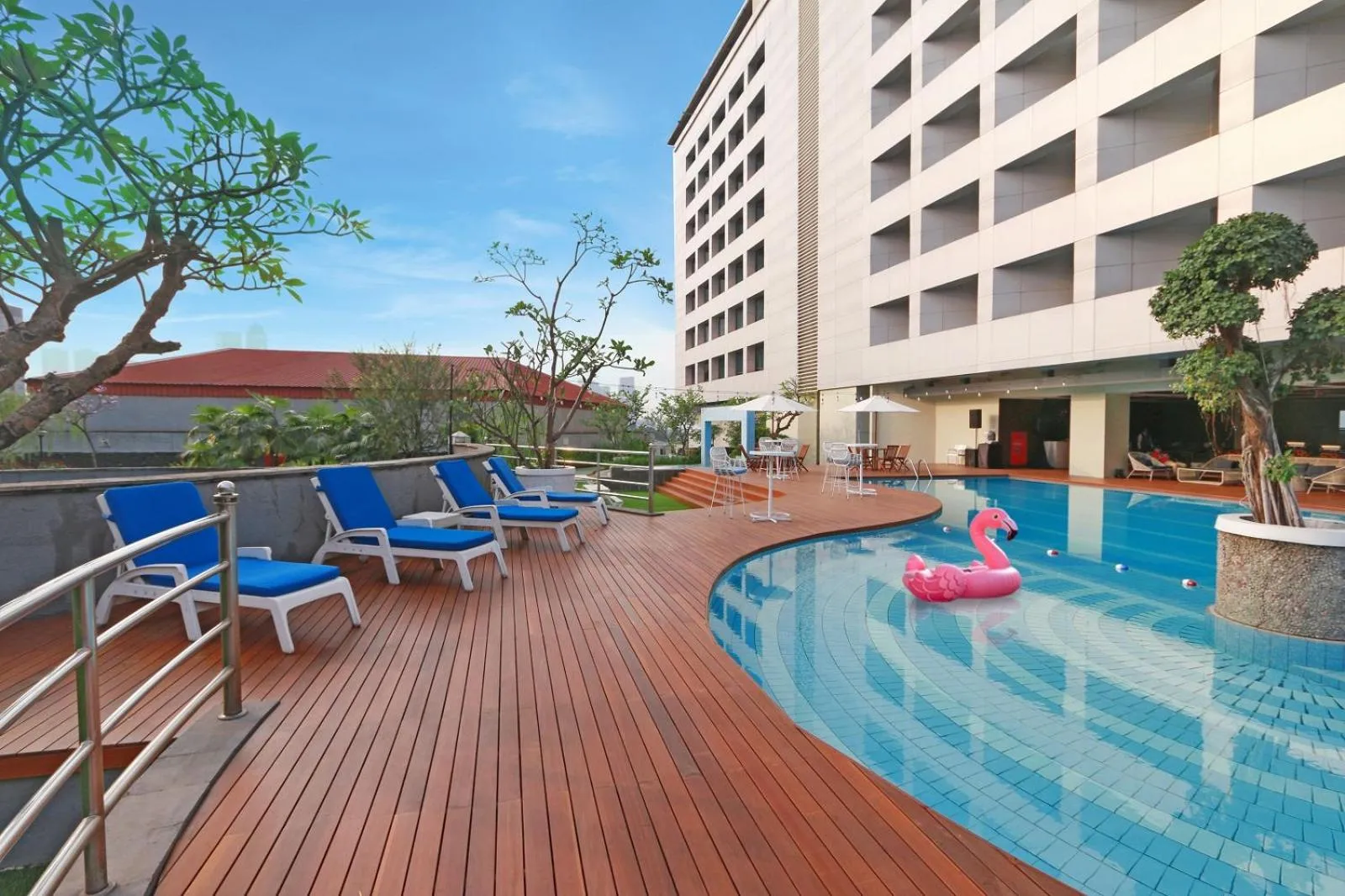 Swimming pool in Hotel Bidakara Jakarta