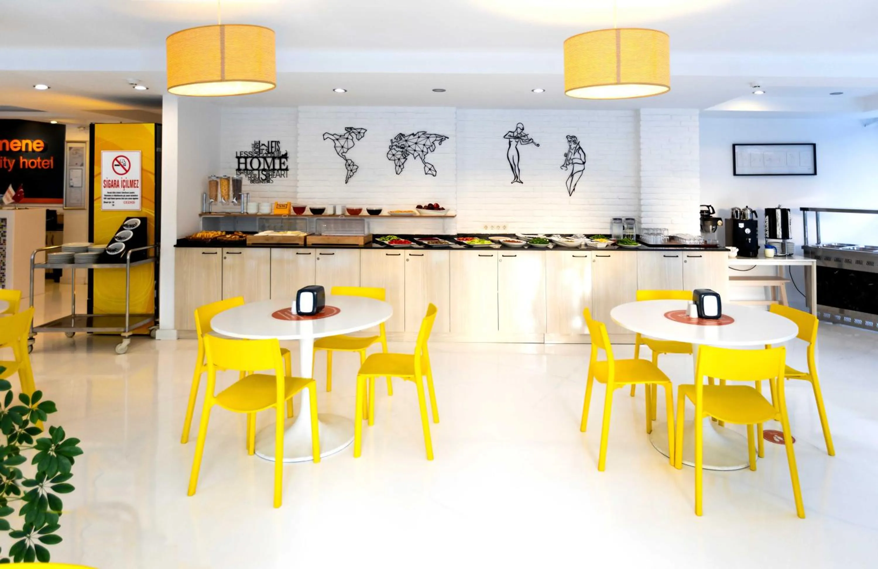 Breakfast in Mene City Hotel