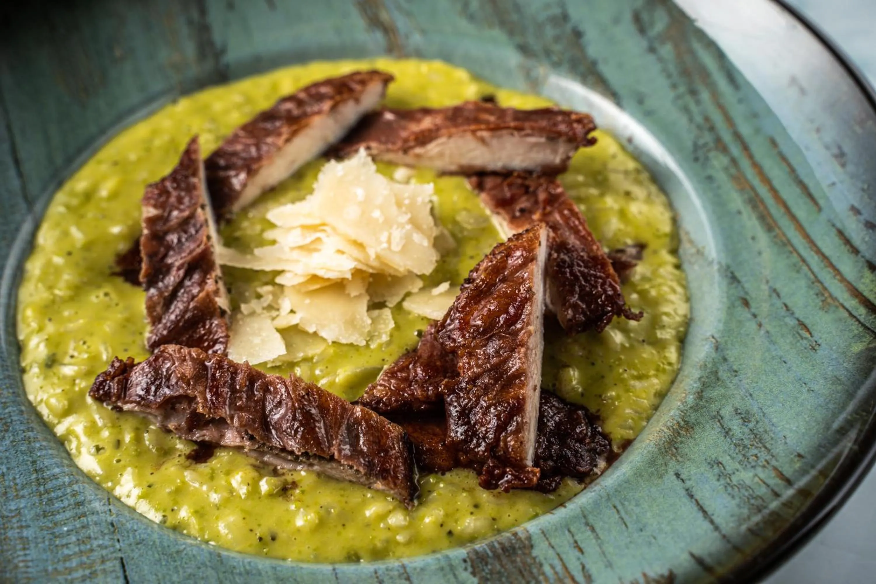 Restaurant/places to eat in Heliotrope Hotels