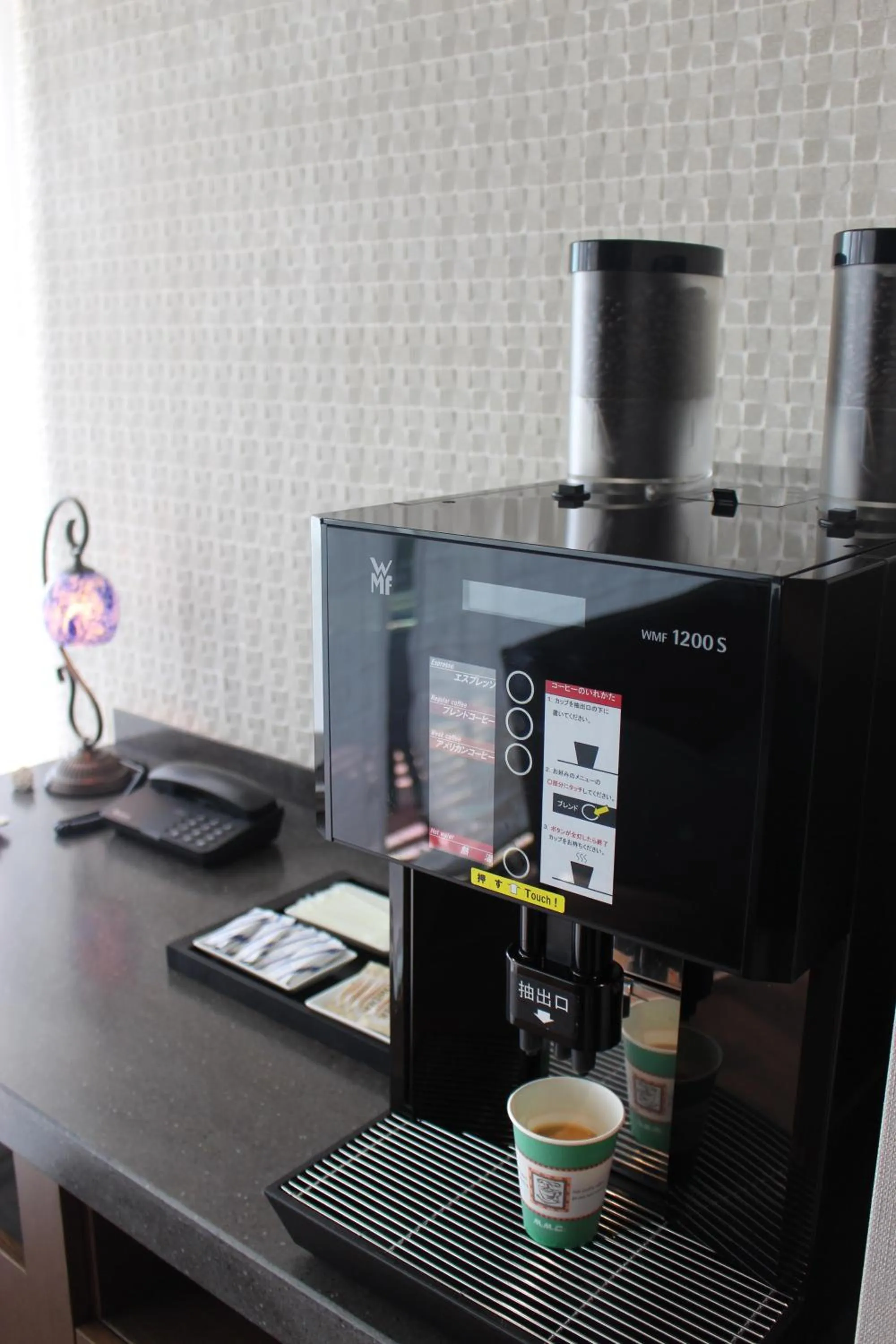 Coffee/tea facilities in JR Kyushu Hotel Blossom Naha