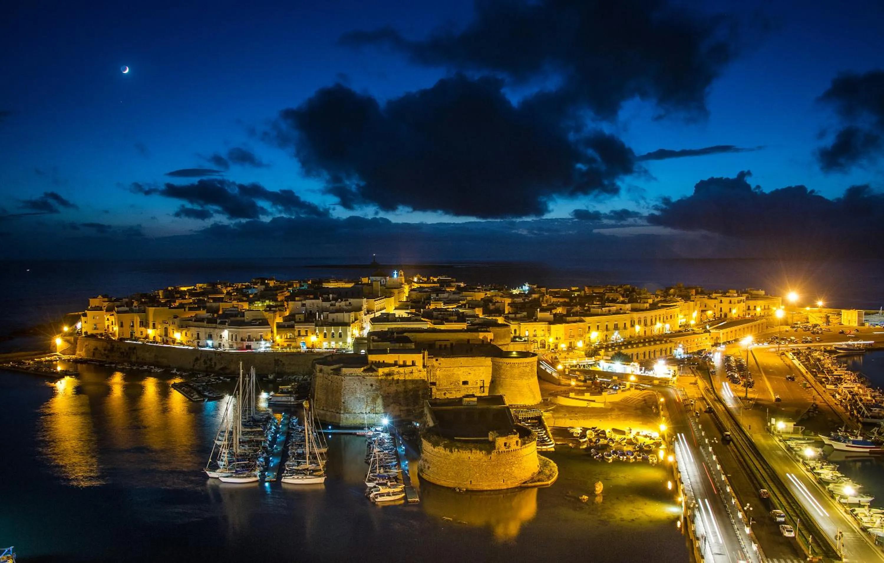 Night in Joli Park Hotel - Caroli Hotels