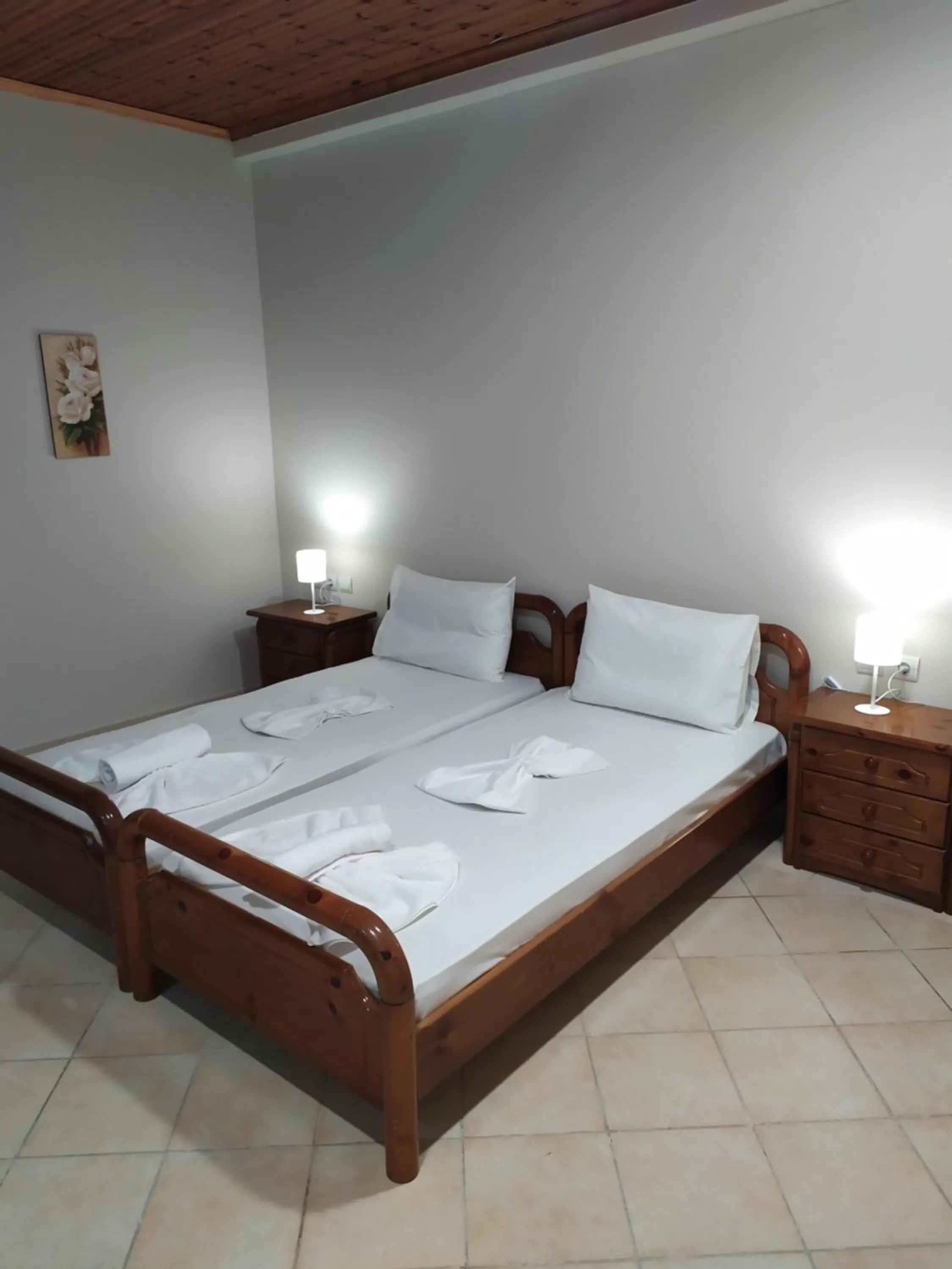 Bed in Ζante Dolphin