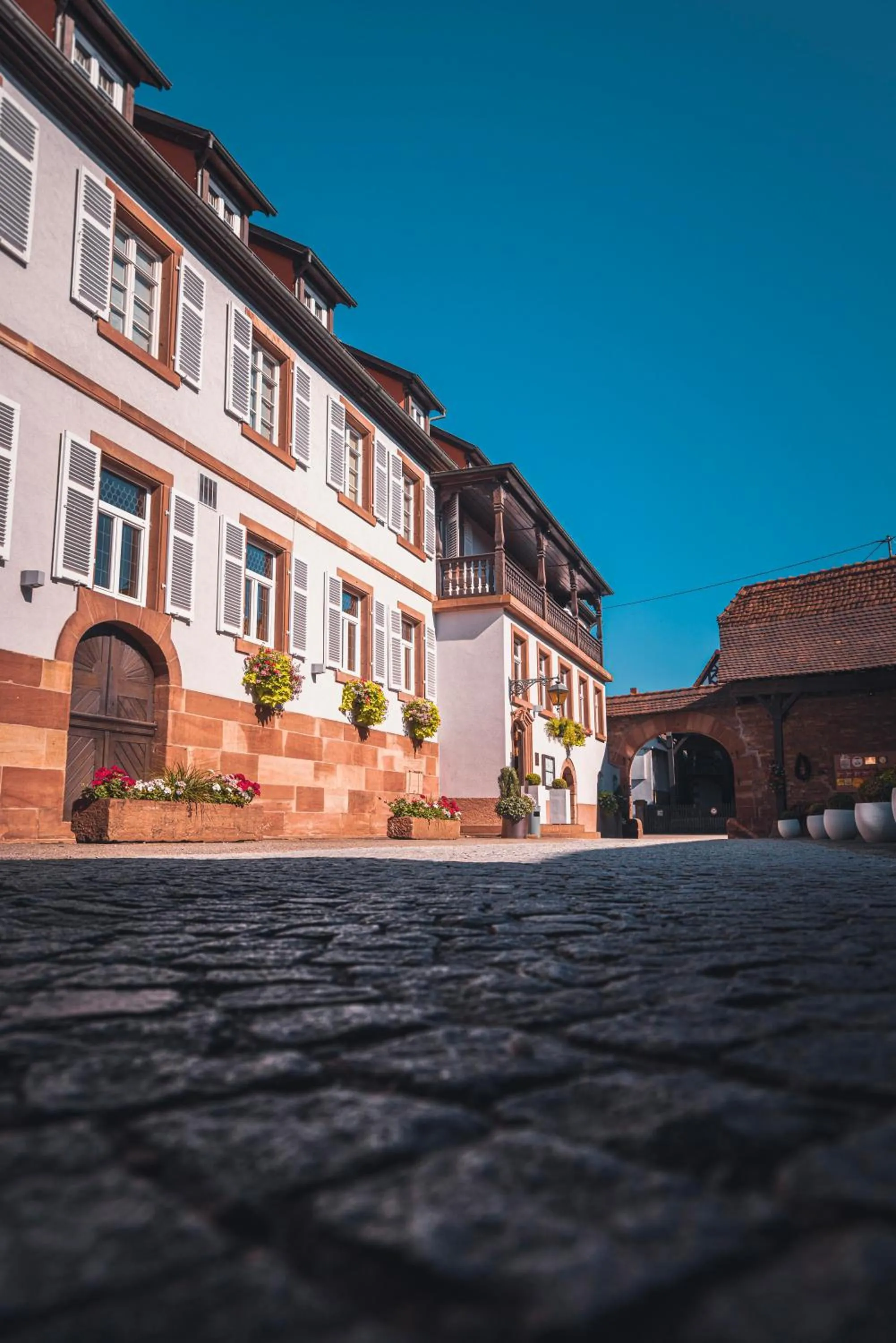 Property building in L'auberge Du Cheval Blanc et Spa