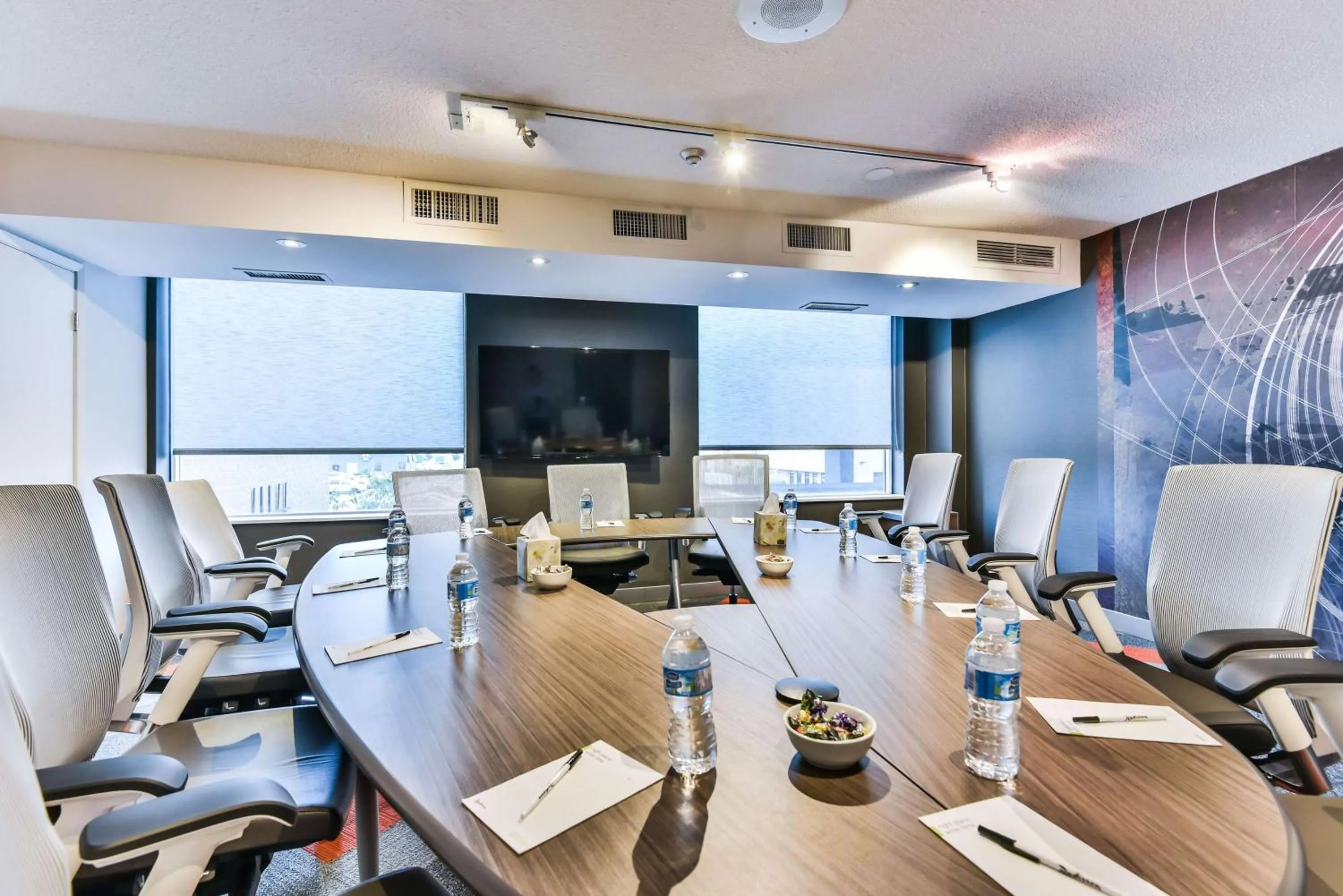 On site, Business Area/Conference Room in Radisson Suites Hotel Toronto Airport