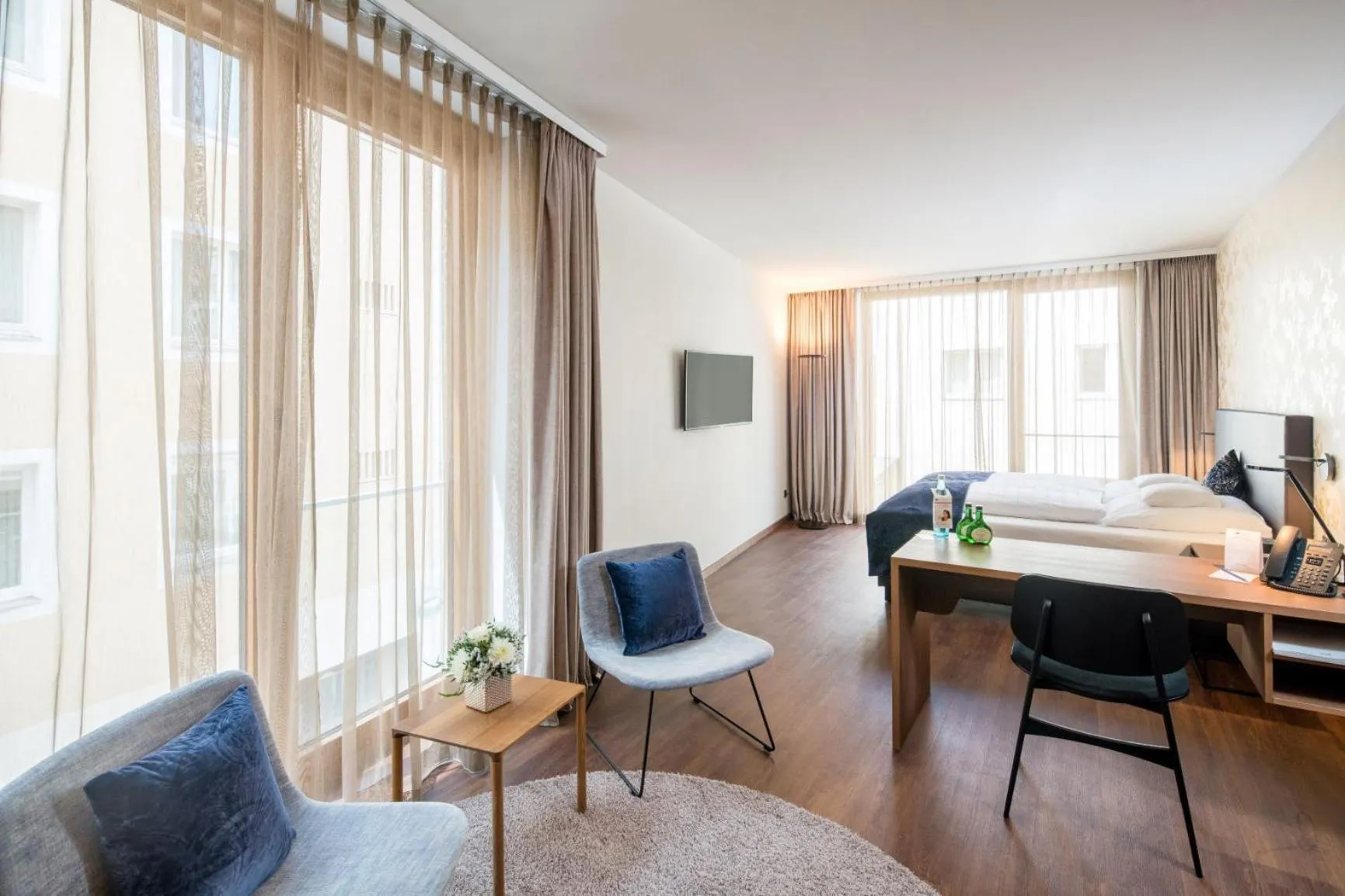 Bed in Best Western Premier Hotel Rebstock