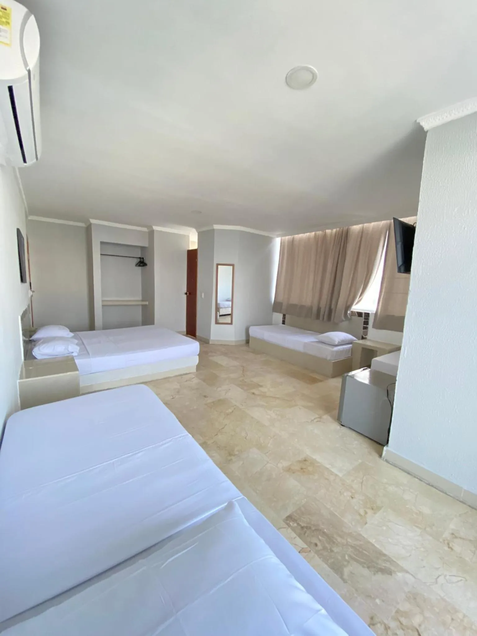 Photo of the whole room, Bed in Hotel Cartagena Premium