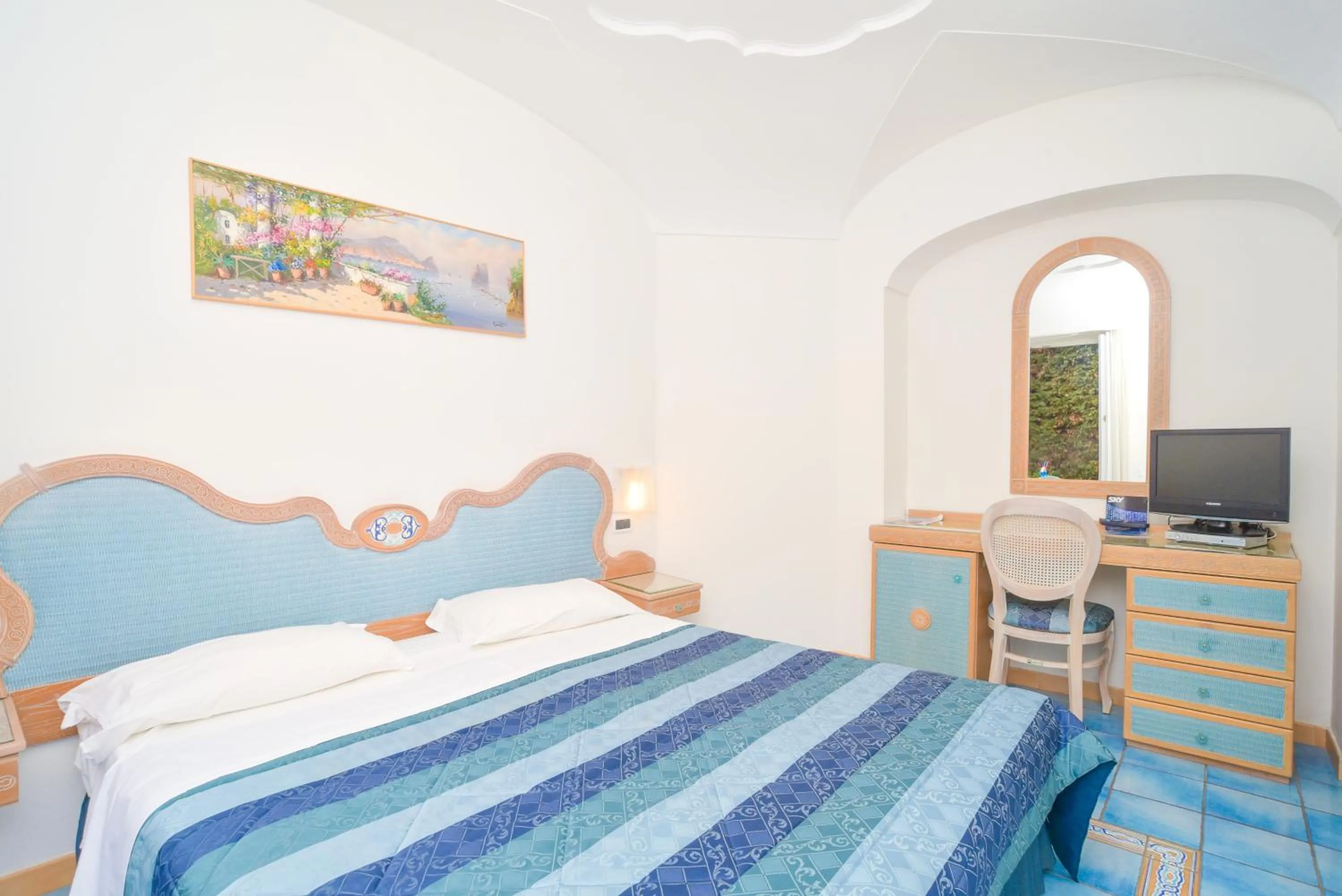 Bed in Albergo Italia - Beach Hotel