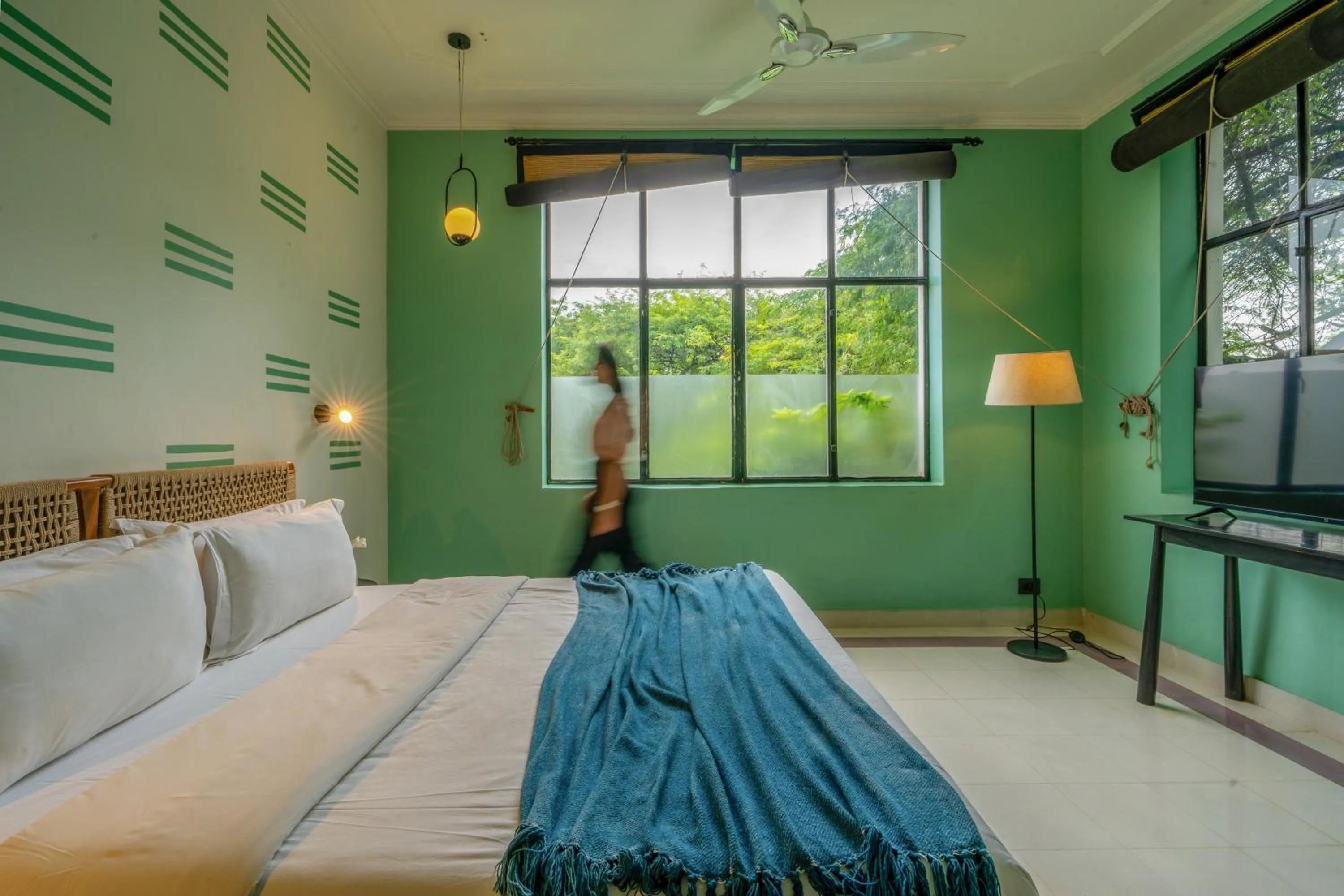 Photo of the whole room, Bed in Minimalist One Hauz Khas Village