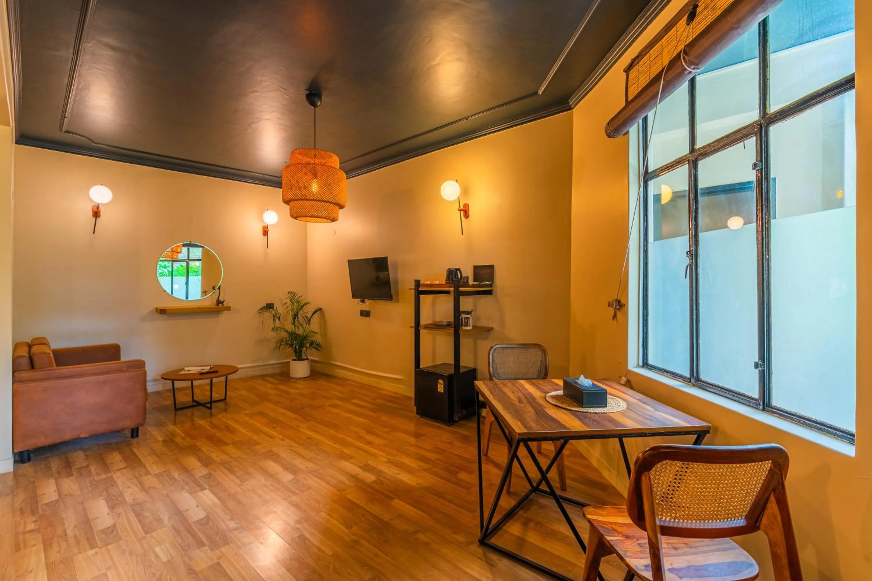 Seating area in Minimalist One Hauz Khas Village