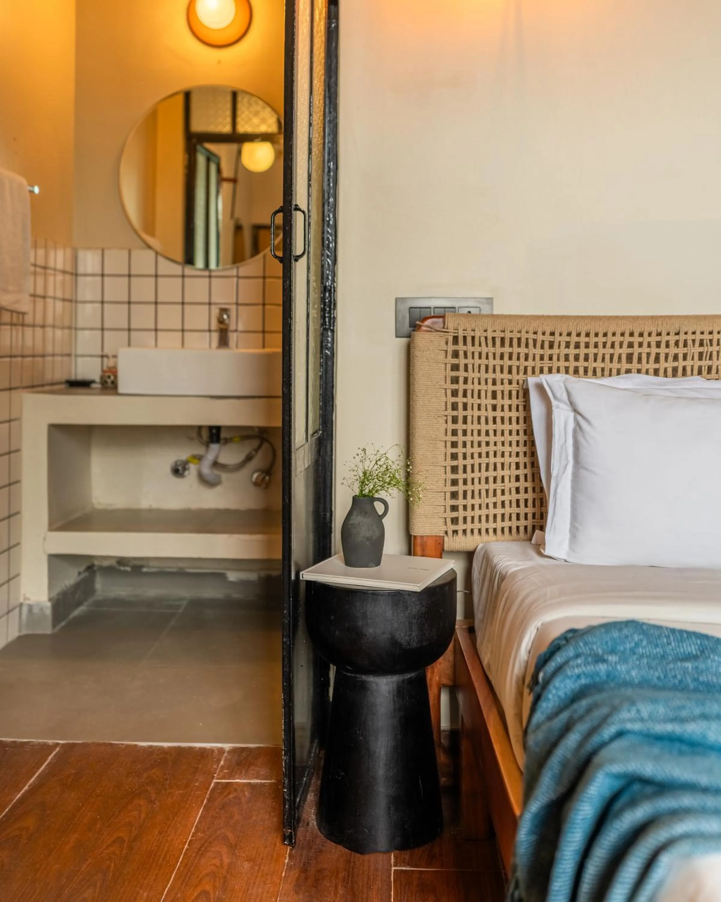 Bathroom, Bed in Minimalist One Hauz Khas Village