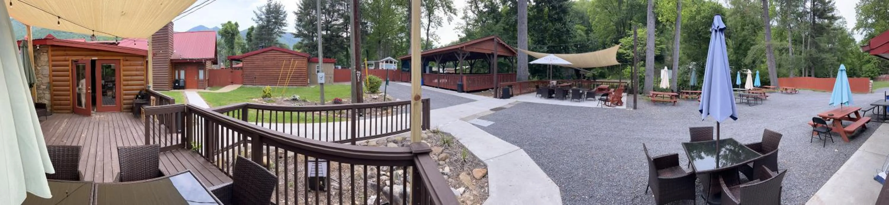 Smoky Falls Lodge