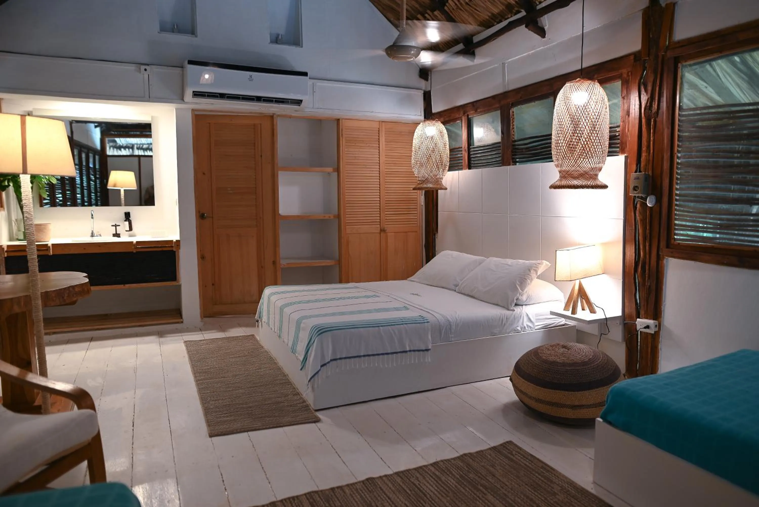 Photo of the whole room, Bed in Hotel Playa Scondida Barú