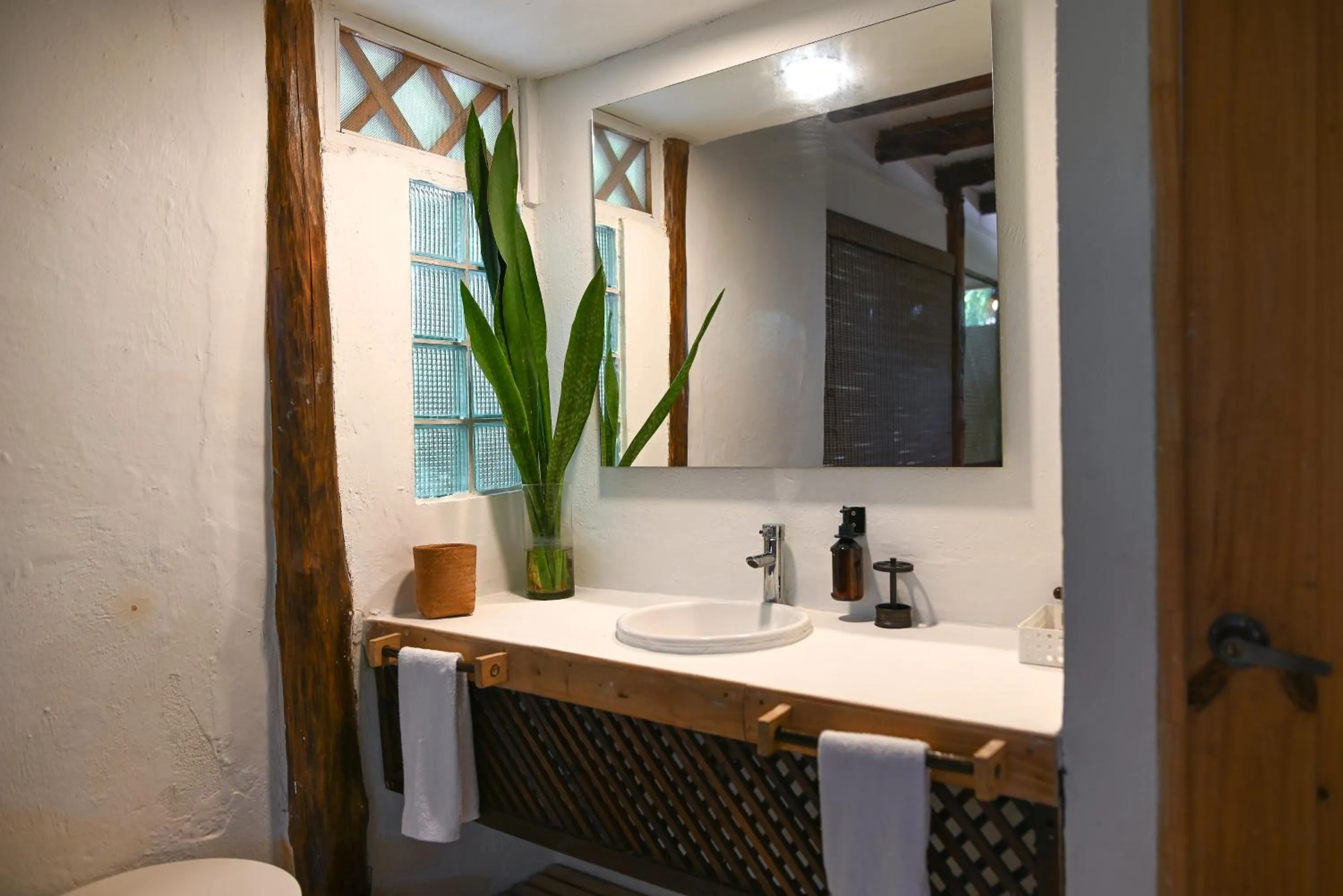 Bathroom in Hotel Playa Scondida Barú