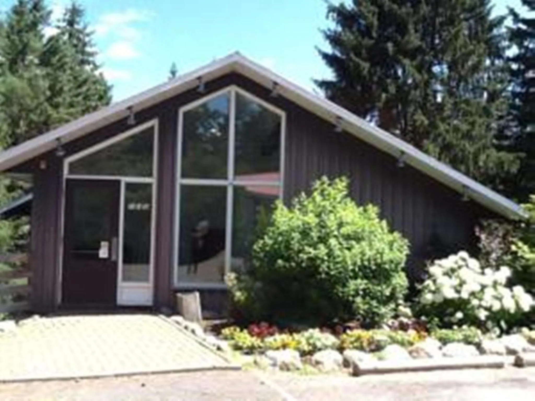 Facade/entrance in Auberge Mountain View Inn