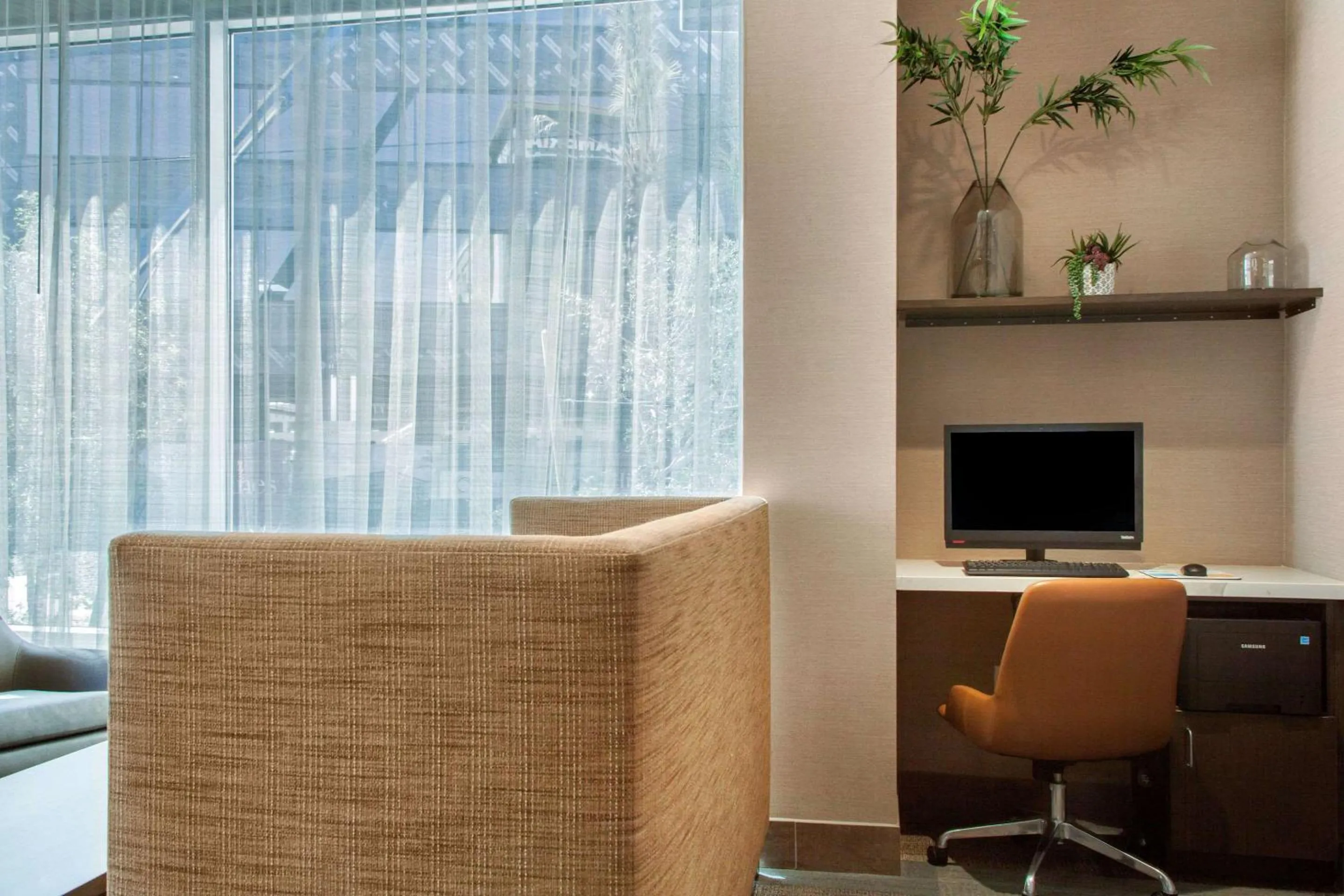 Business facilities in Cambria Hotel Phoenix Chandler - Fashion Center