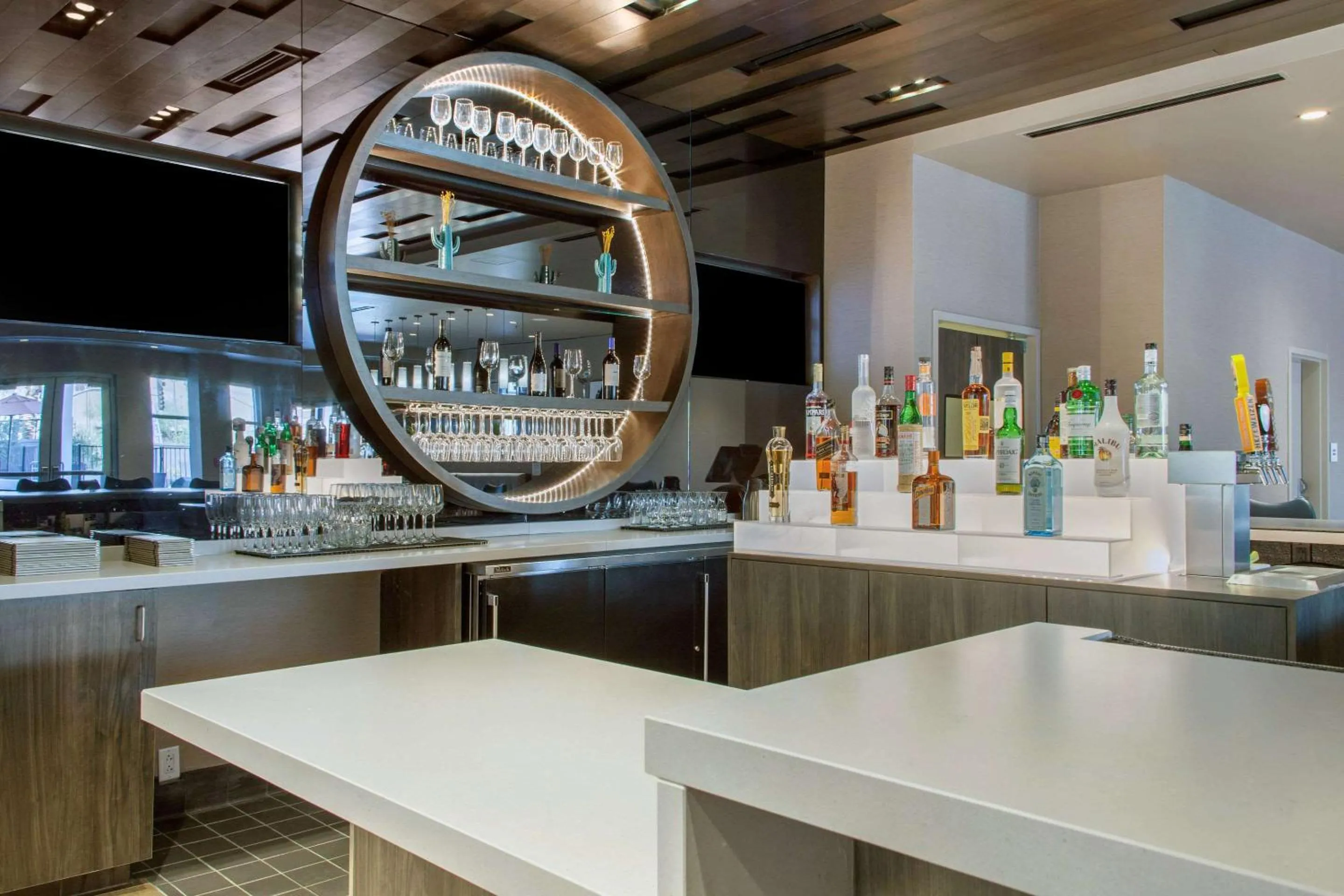 Restaurant/places to eat in Cambria Hotel Phoenix Chandler - Fashion Center