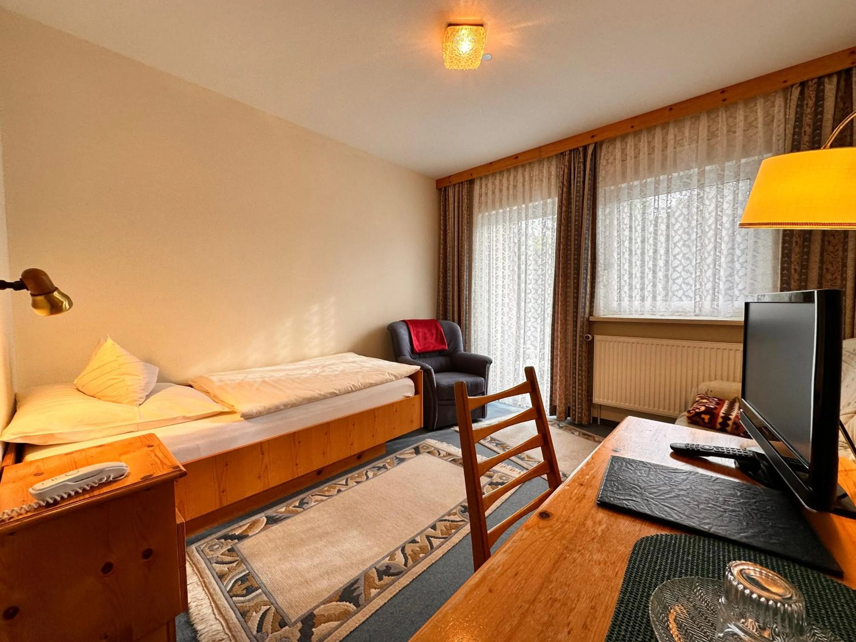 Bed in Pension zum Löwen, Parkplatz, Wlan, Zentral