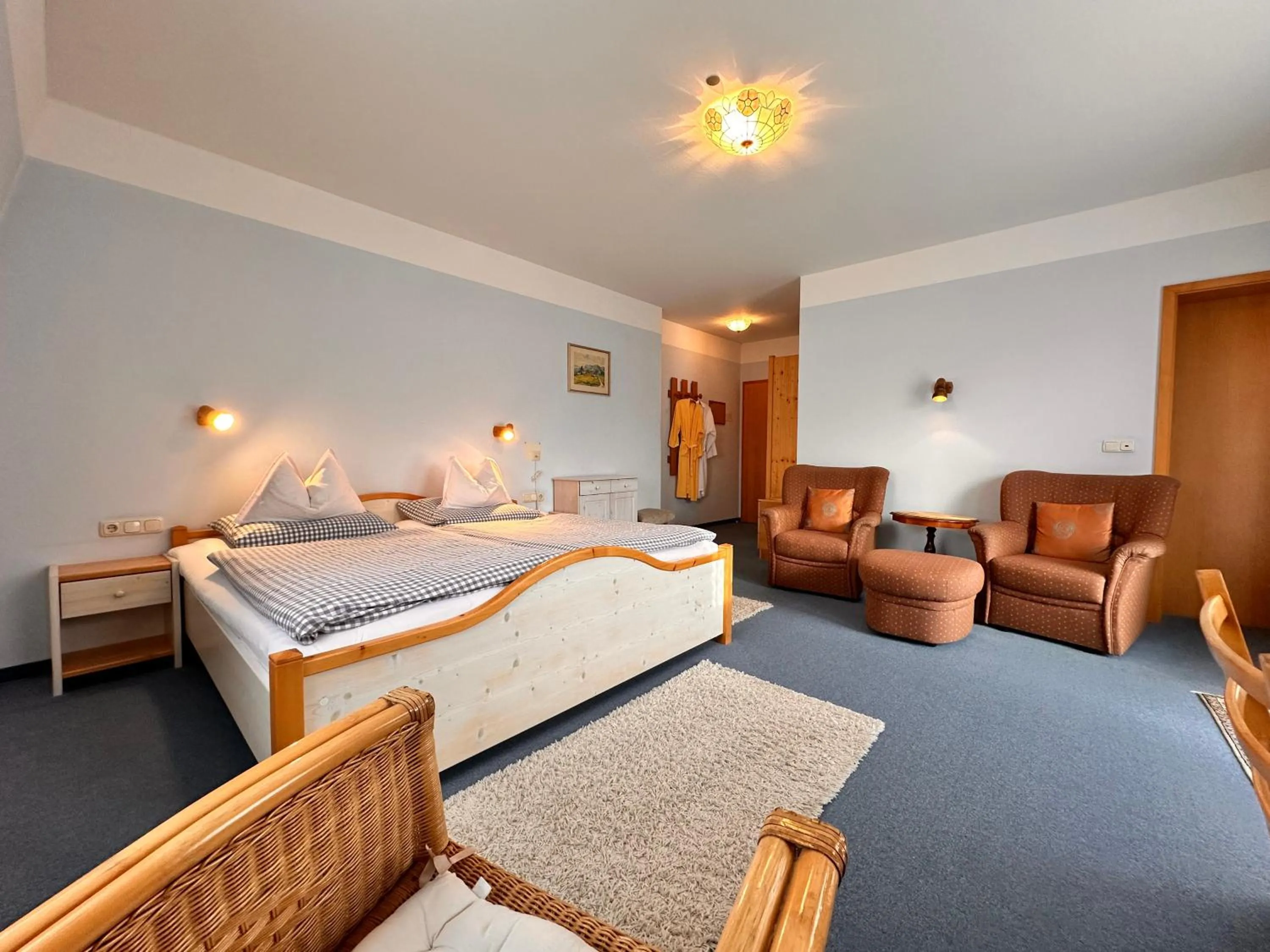 Bed in Pension zum Löwen, Parkplatz, Wlan, Zentral