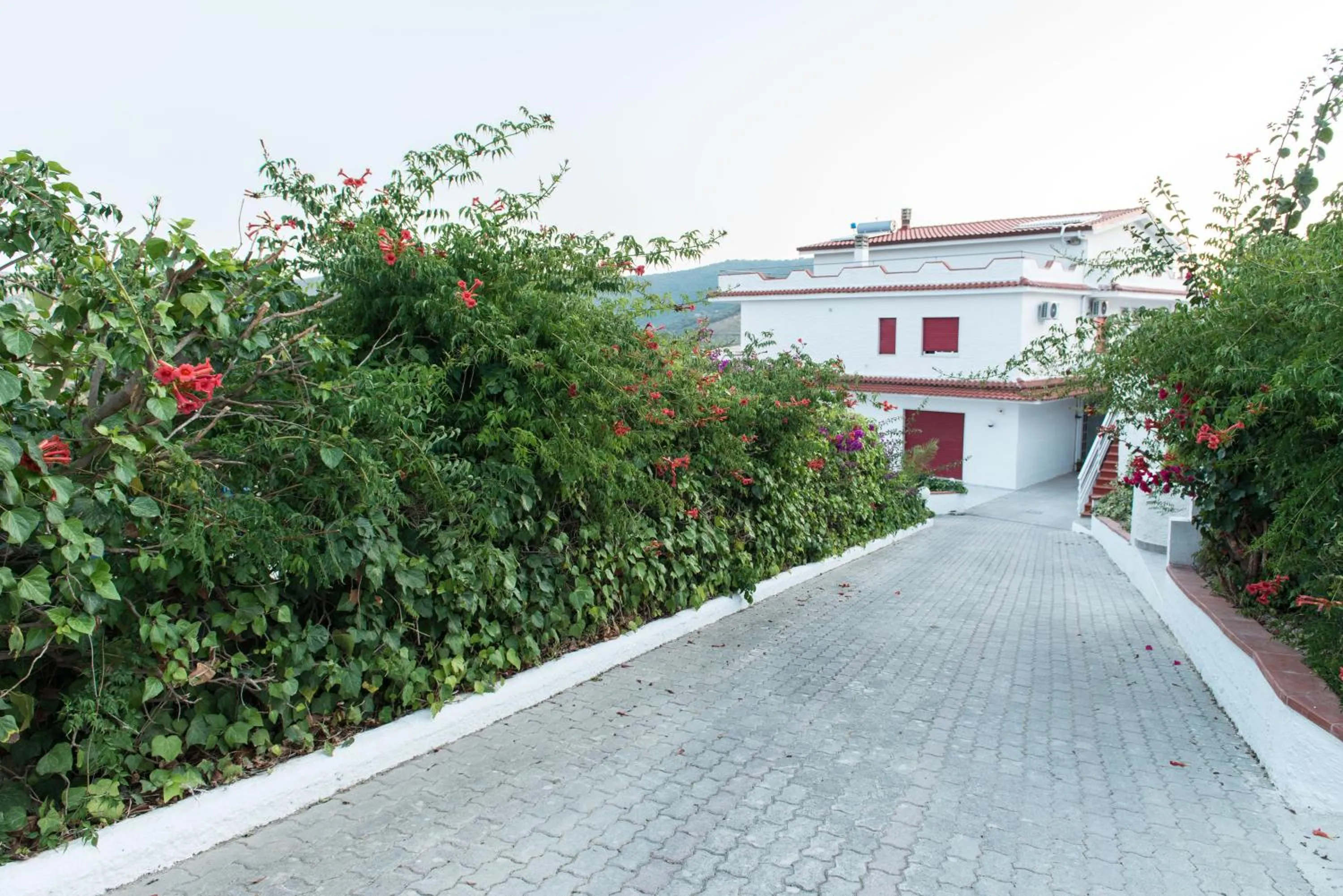 Property building in Villa Milena