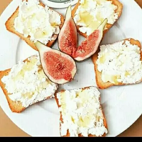 Breakfast in Villa Milena