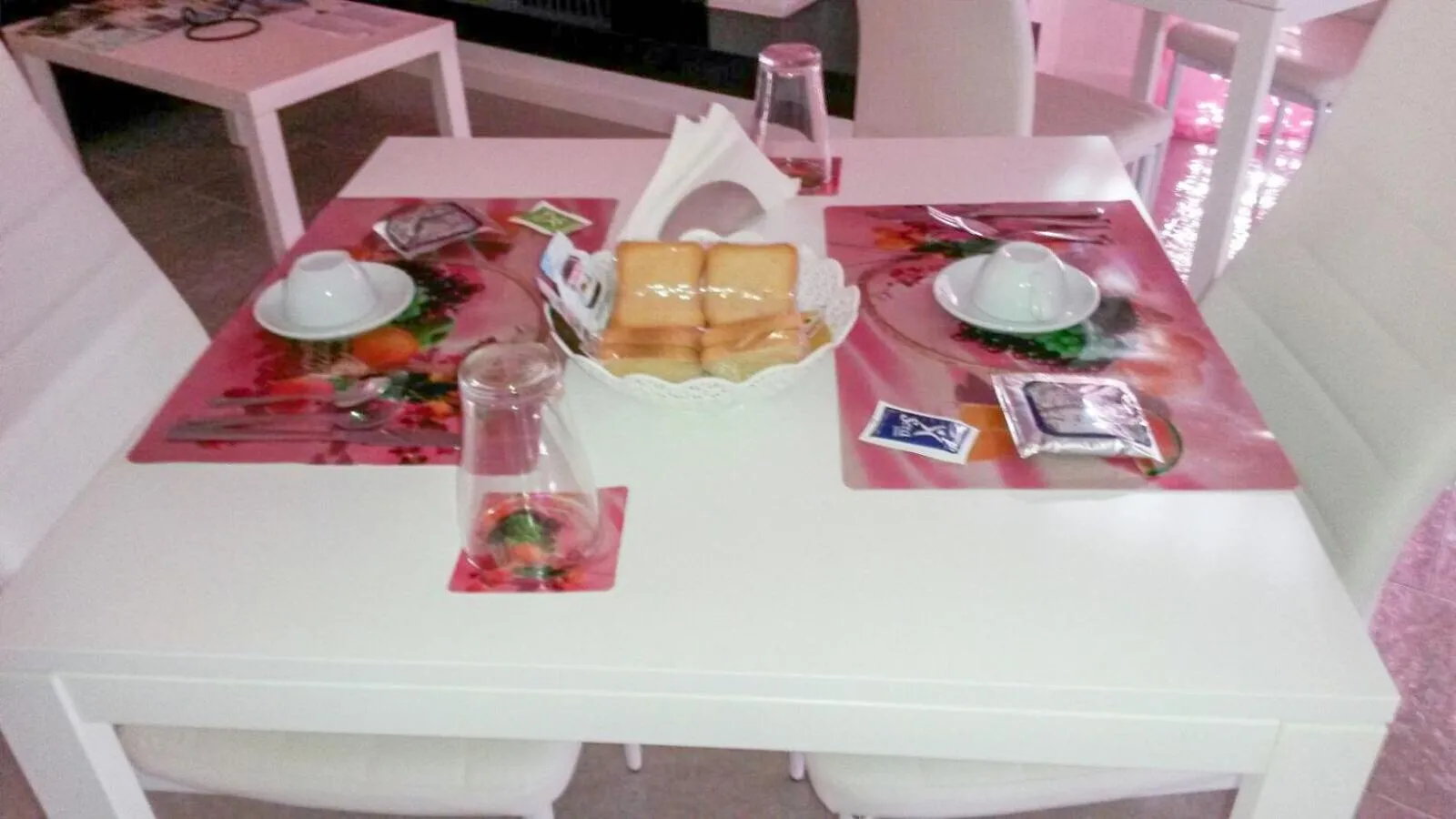 Breakfast in Villa Milena