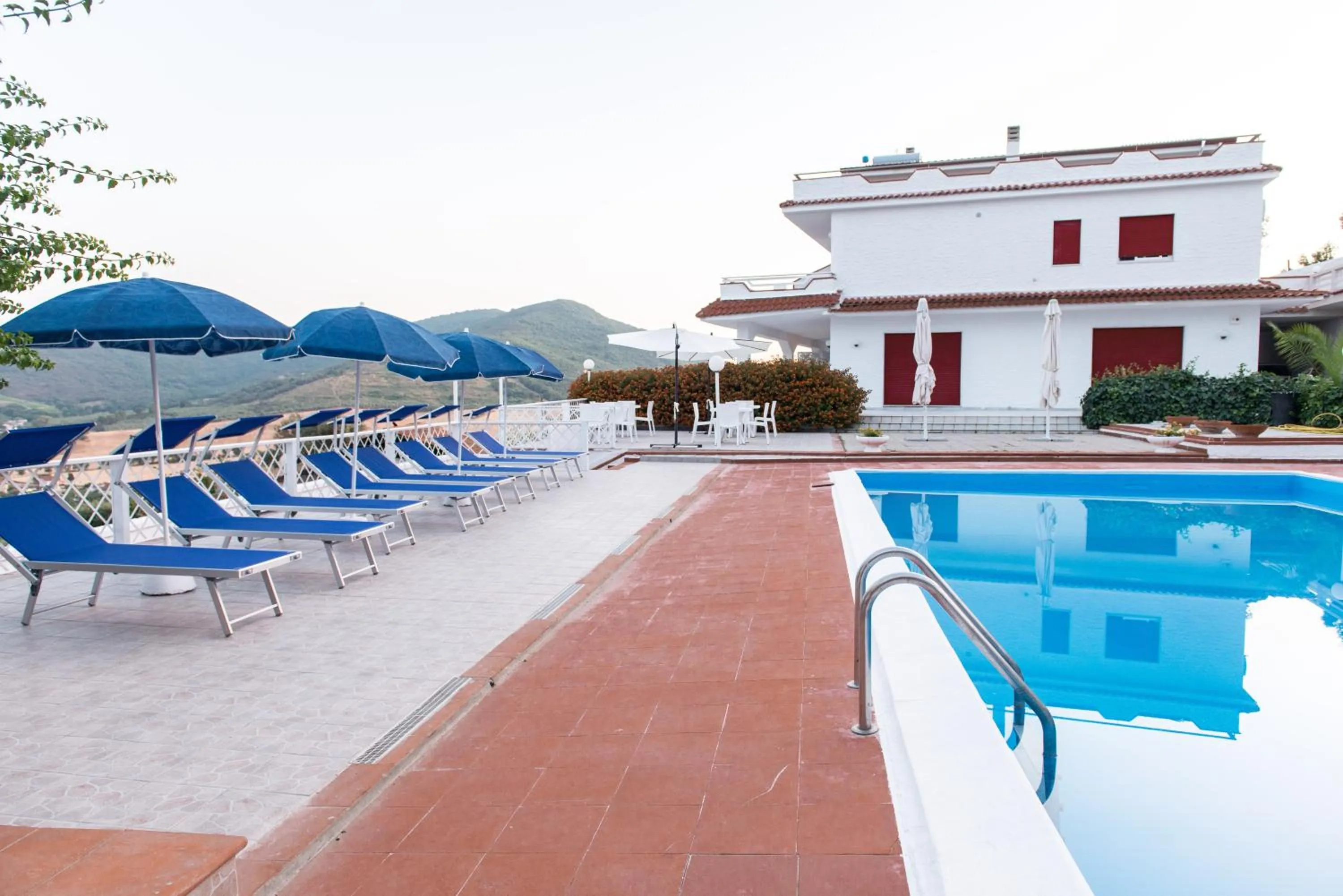 Property building in Villa Milena