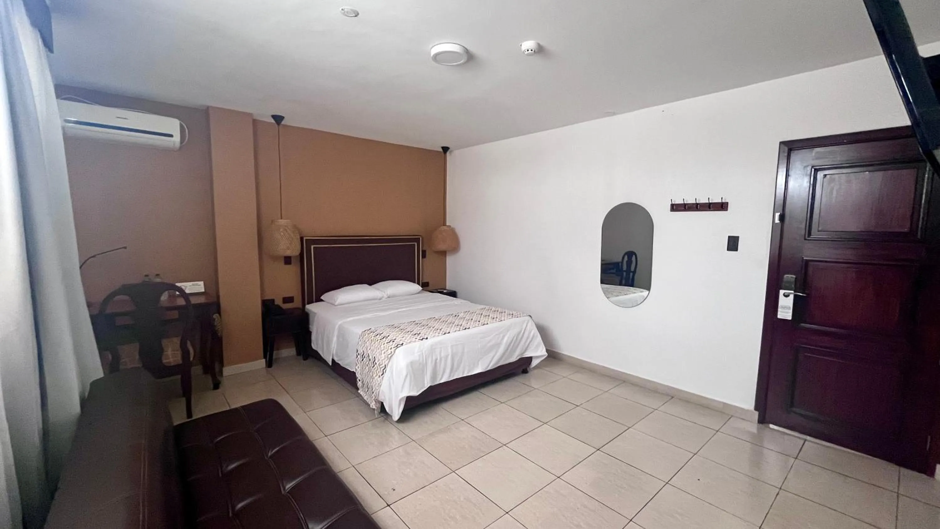 Bedroom, Bed in Hotel Patrimonial by Greenfield