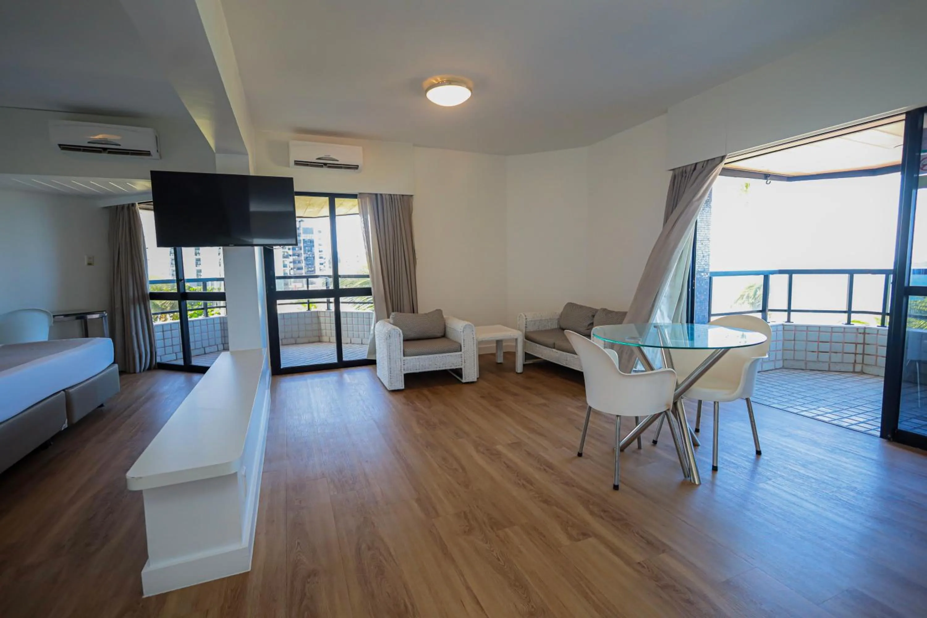 Photo of the whole room, Bed in Maceió Atlantic Suites