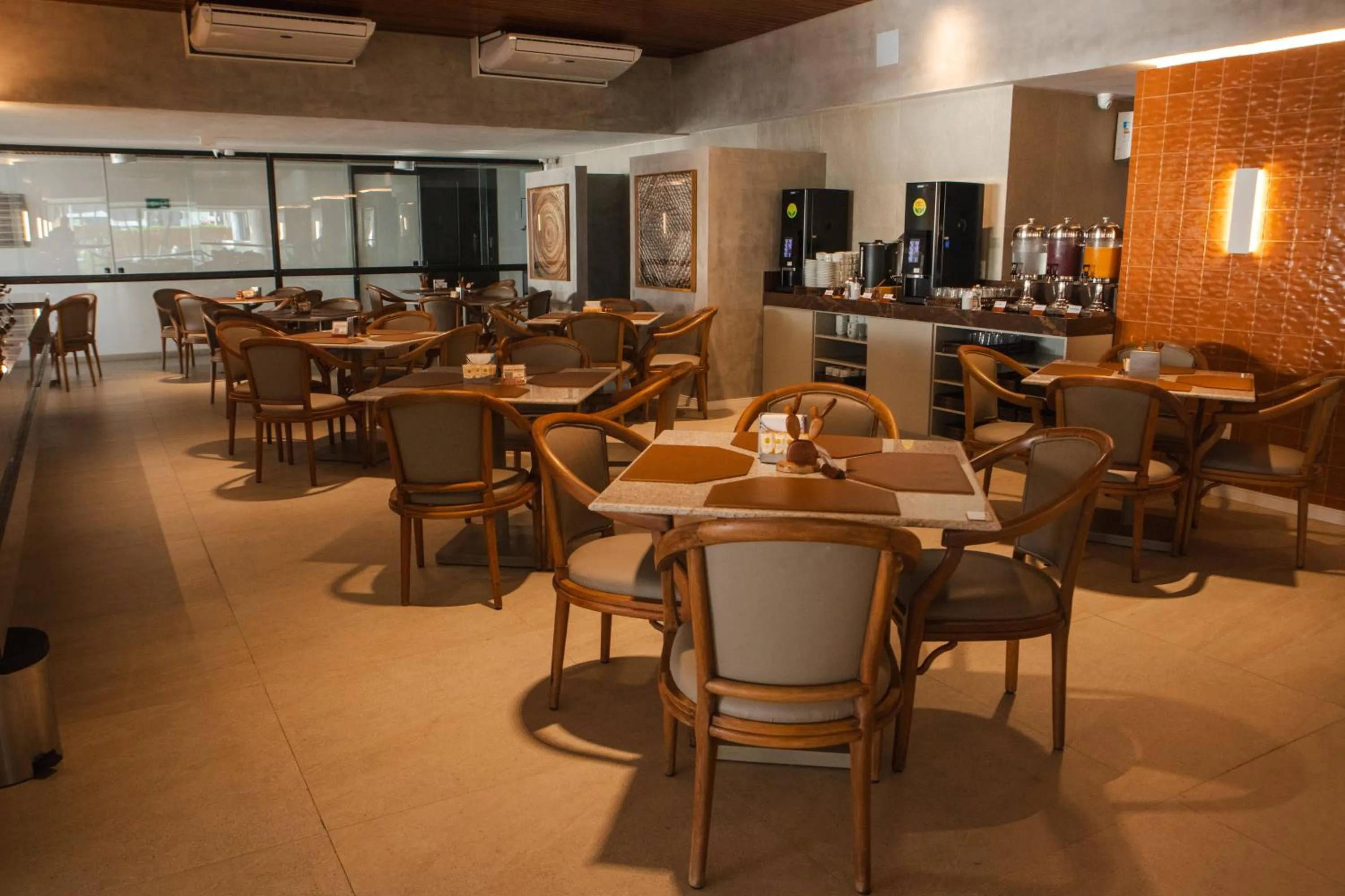 Restaurant/places to eat in Maceió Atlantic Suites