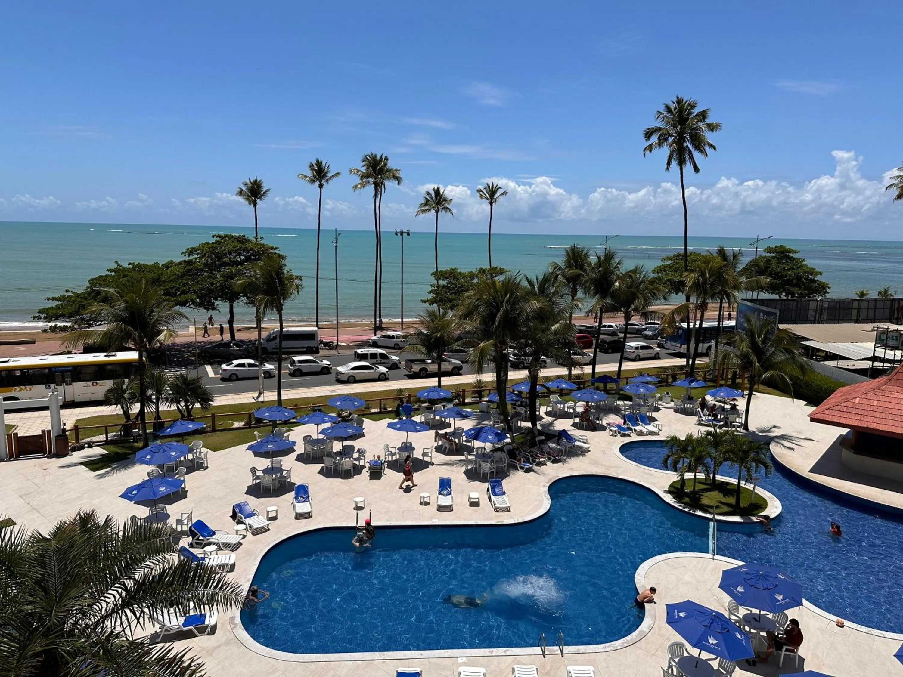 Swimming pool in Maceió Atlantic Suites