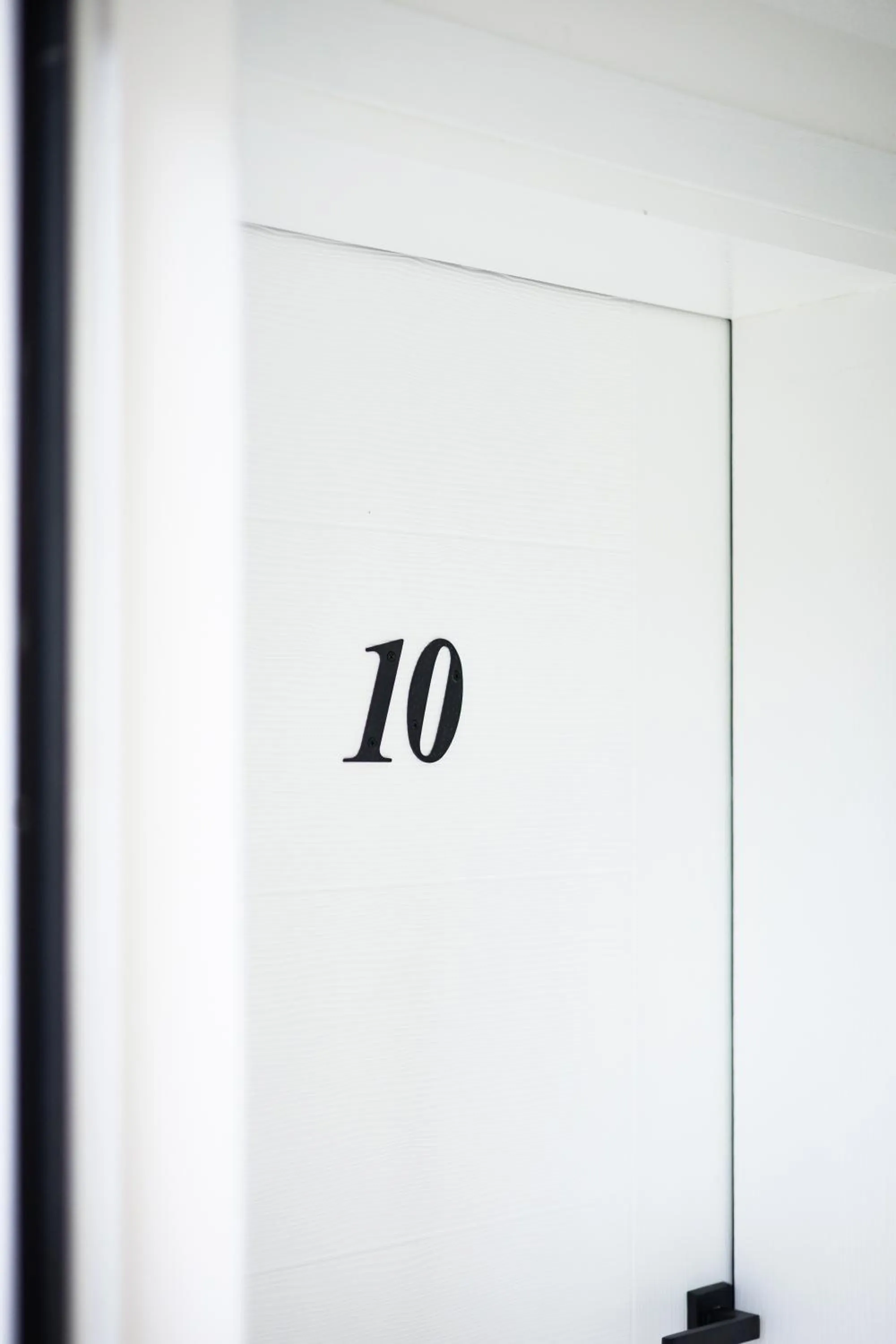 Text overlay in Restoran & Motel Manjež