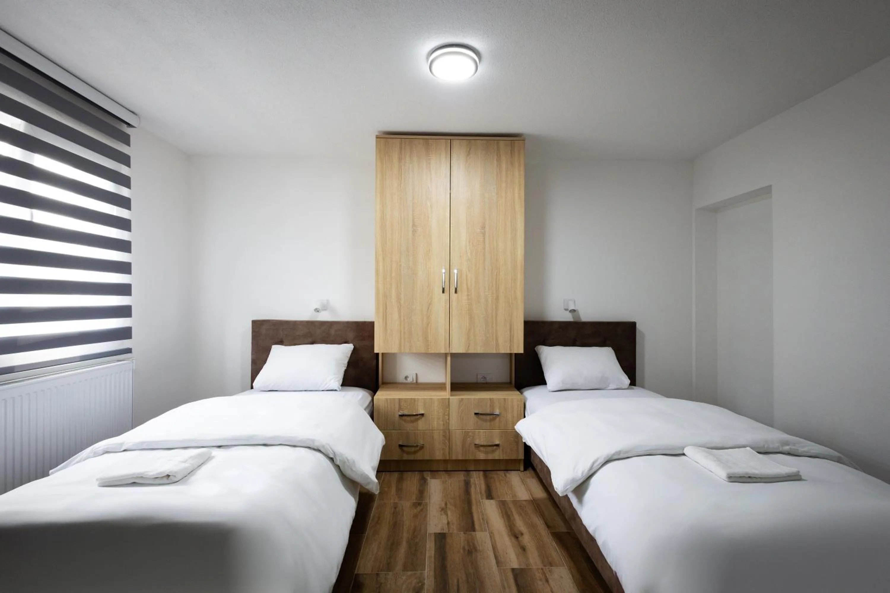 Bed in Restoran & Motel Manjež