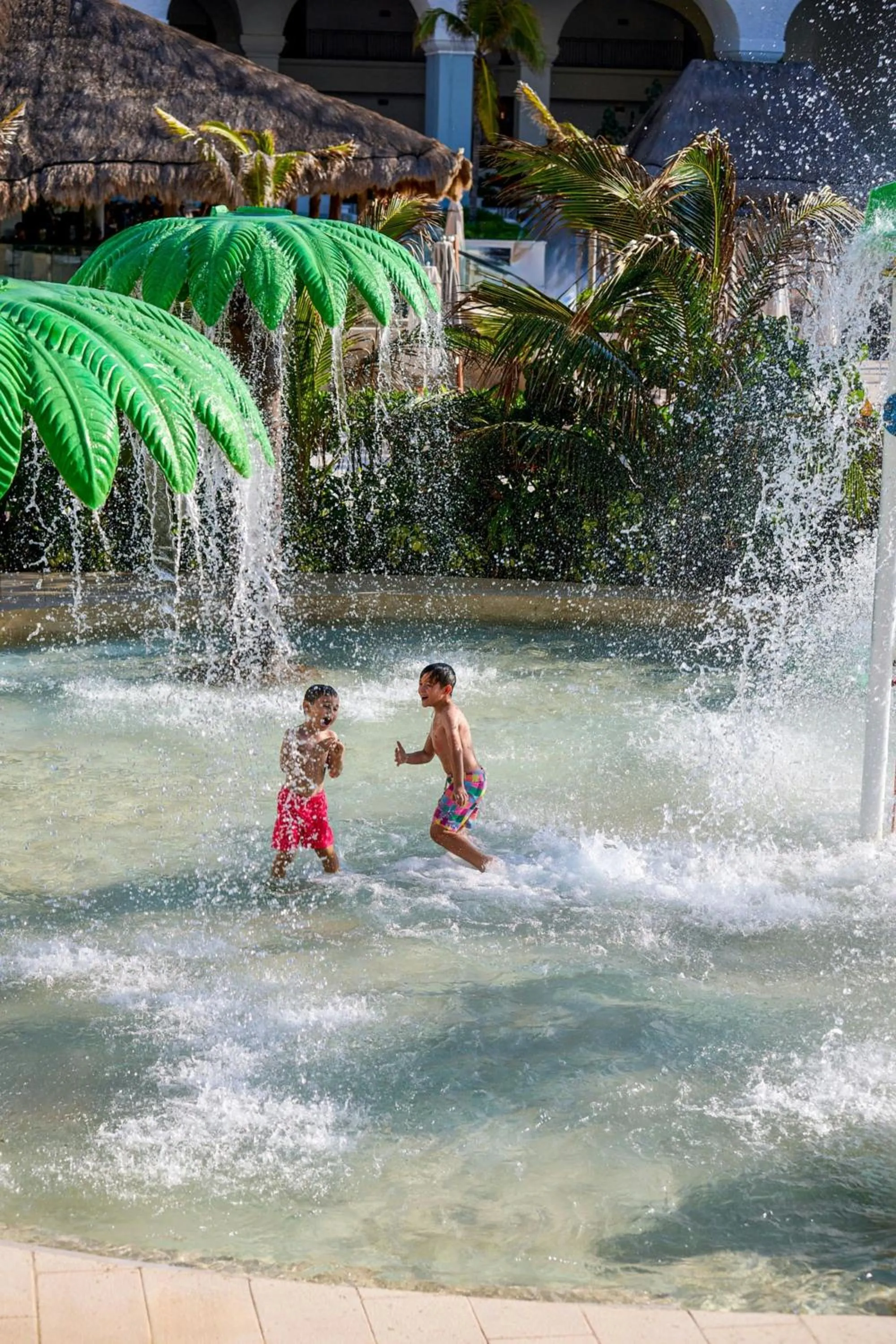 Fitness centre/facilities in Marriott Cancun, An All-Inclusive Resort