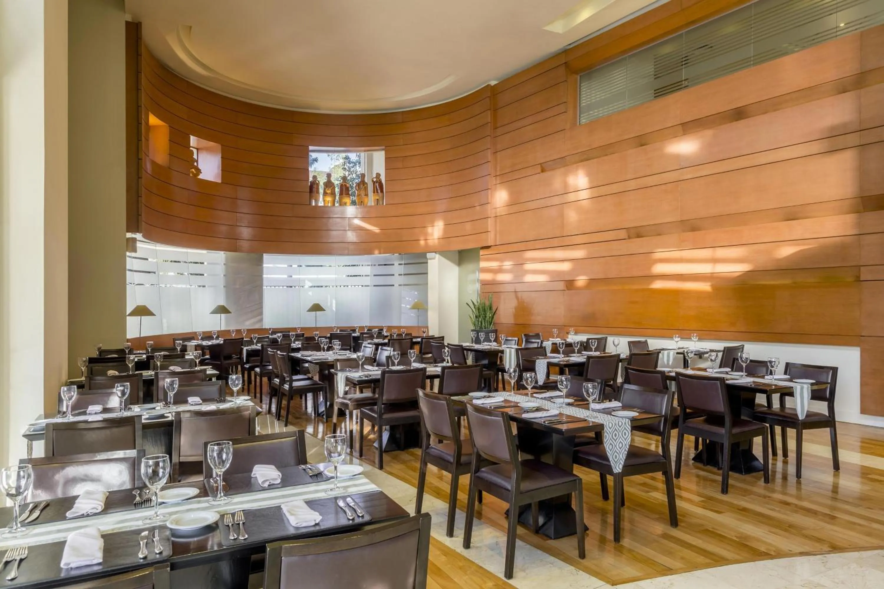 Restaurant/places to eat in Sheraton Asuncion Hotel