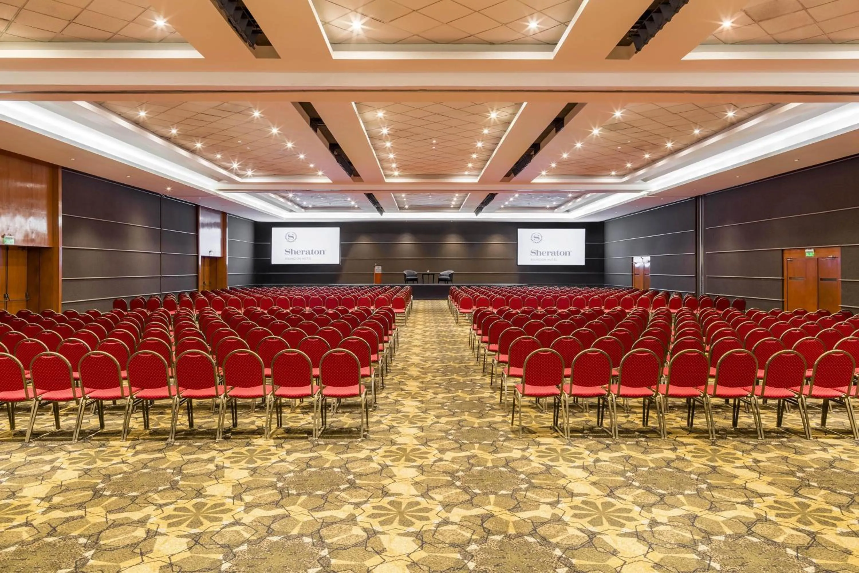 Meeting/conference room in Sheraton Asuncion Hotel