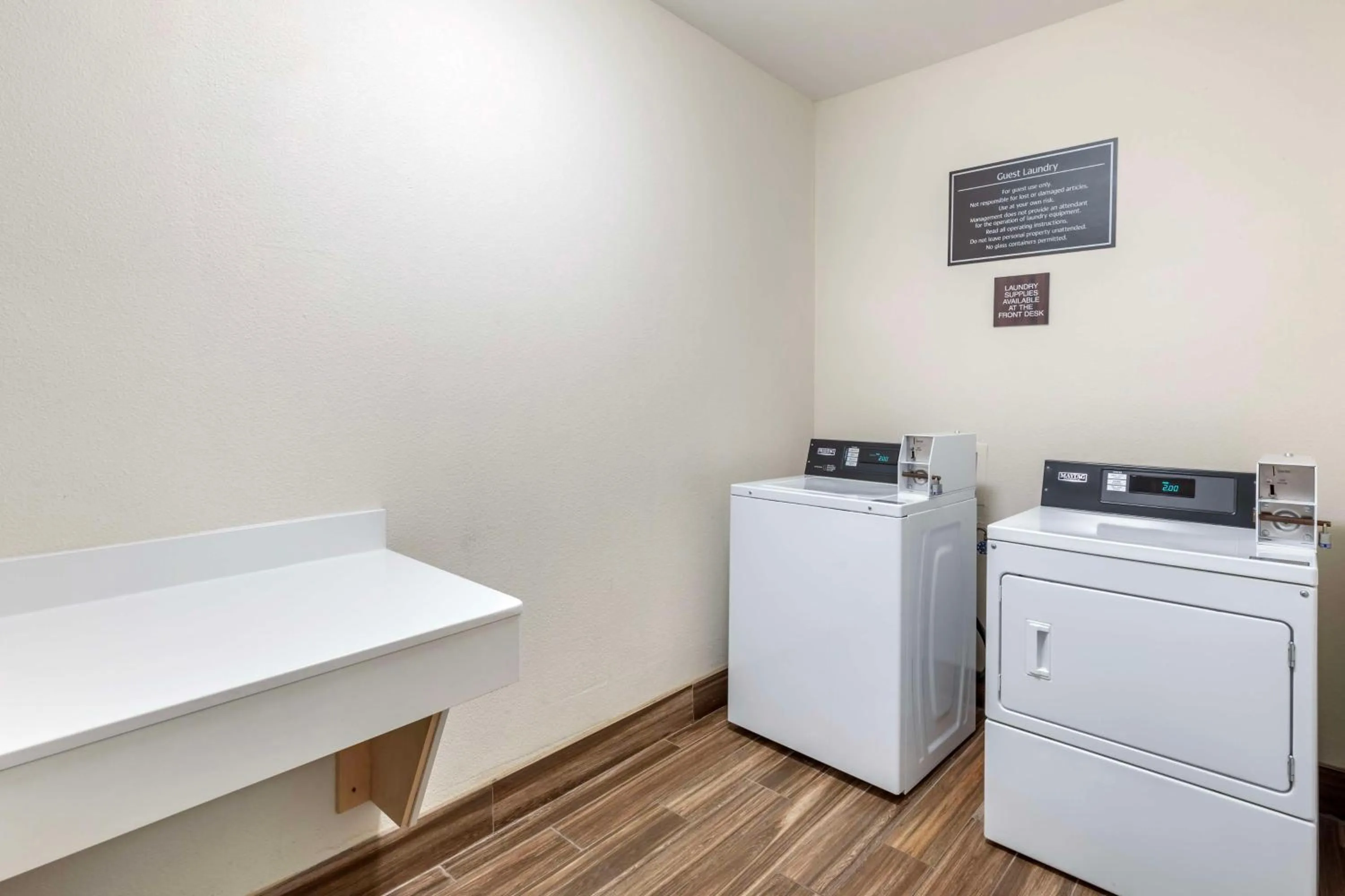 laundry in Best Western Plus Mansfield Inn & Suites