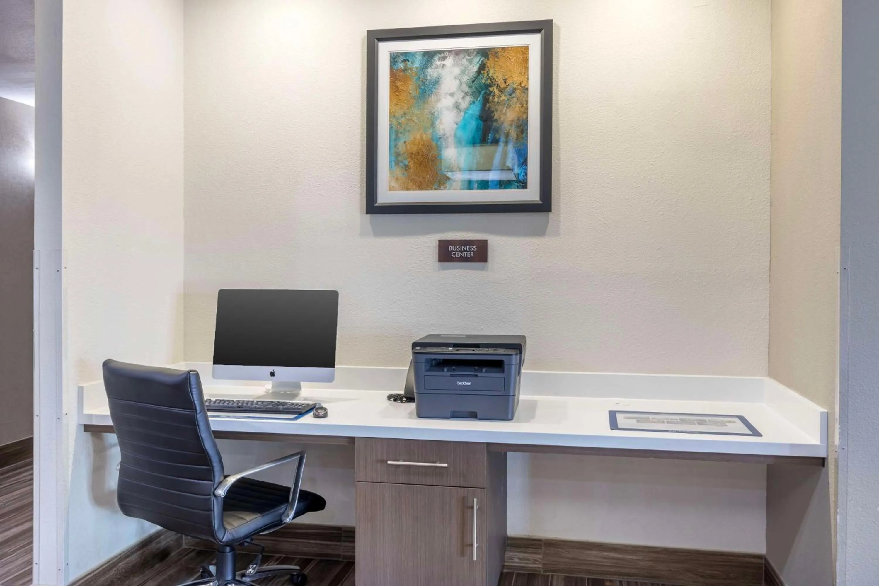 Business facilities in Best Western Plus Mansfield Inn & Suites