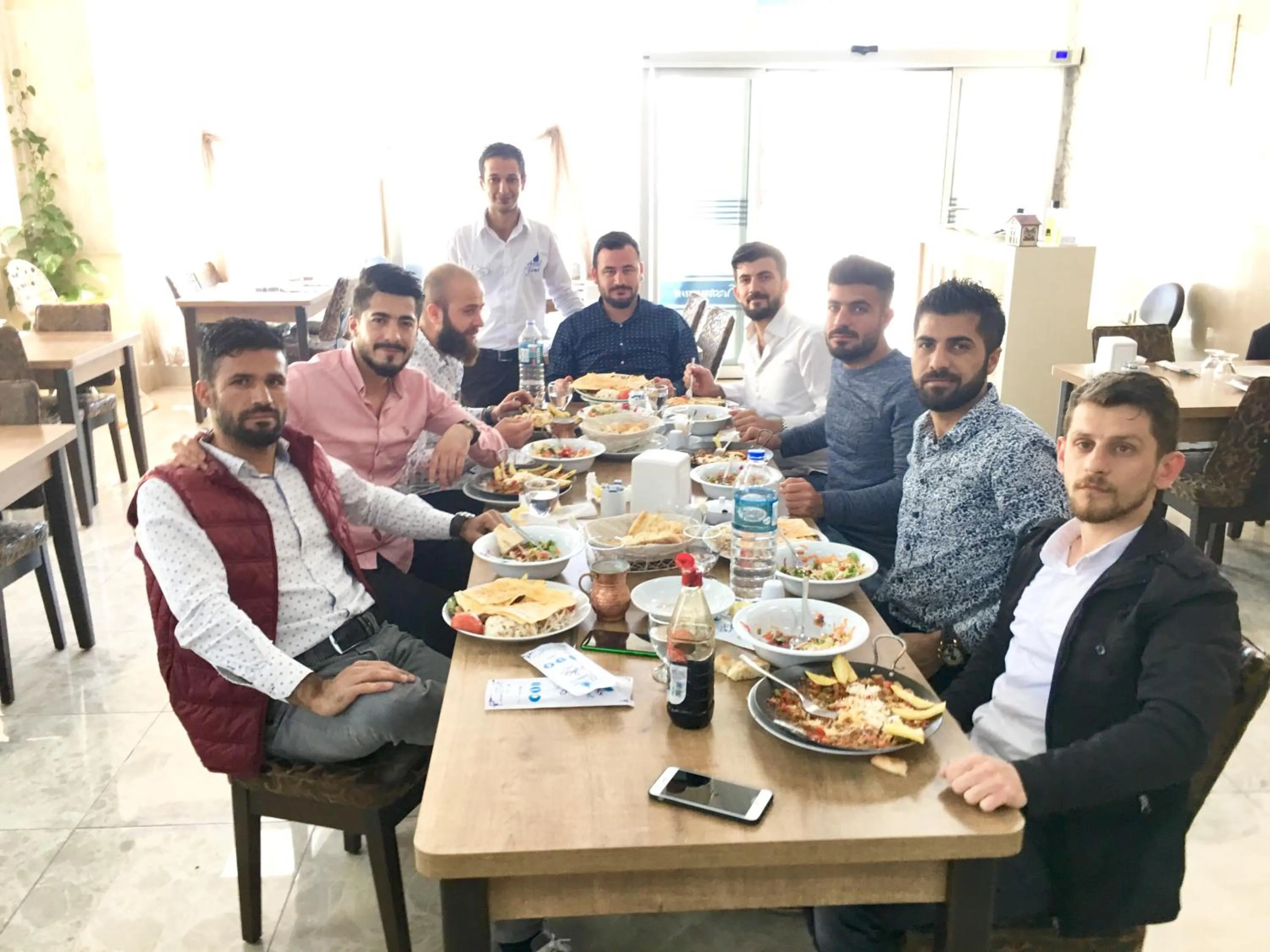 Restaurant/places to eat in Avesis Hotel