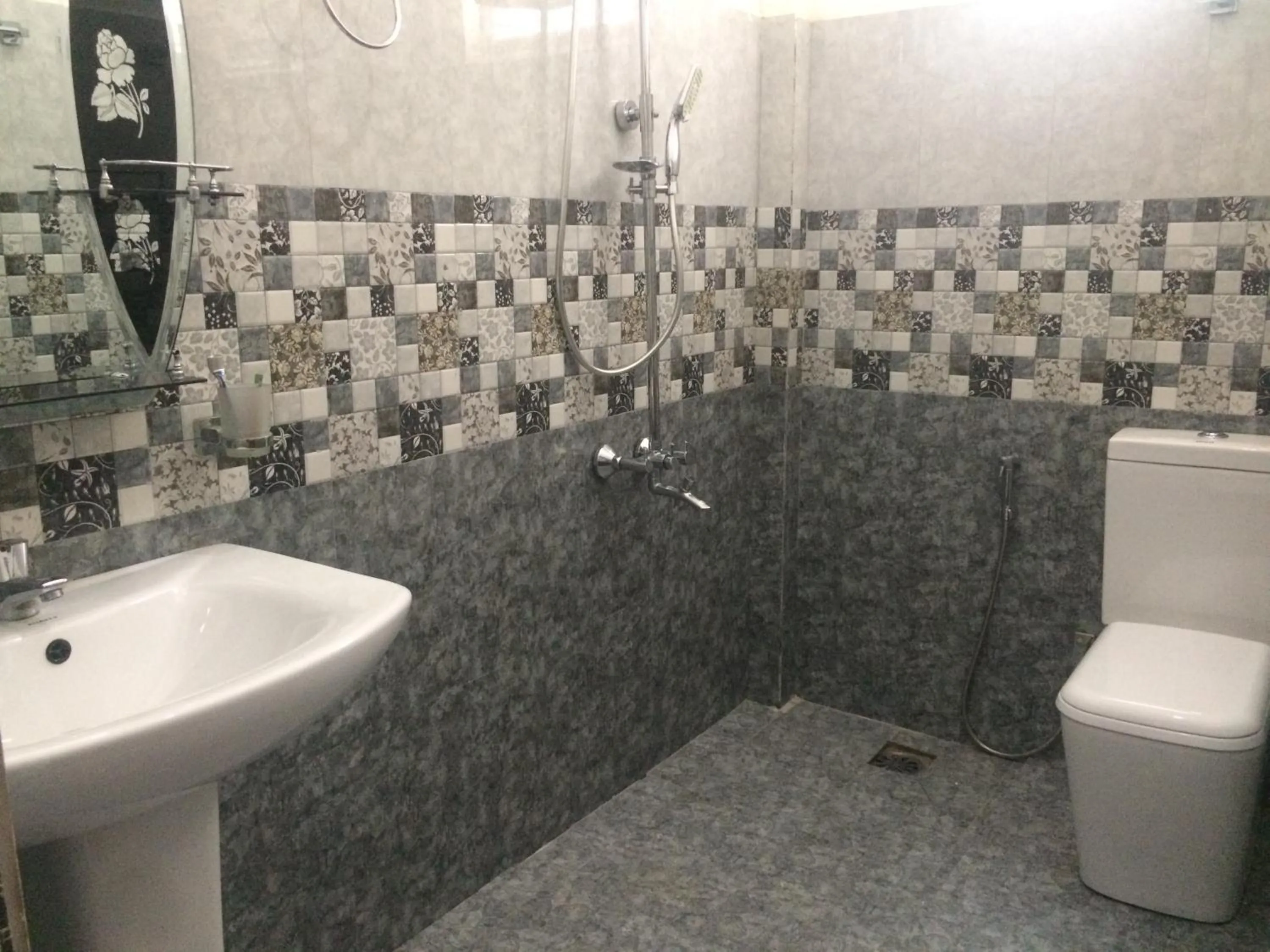 Bathroom in Mountain Villa Adam's Peak