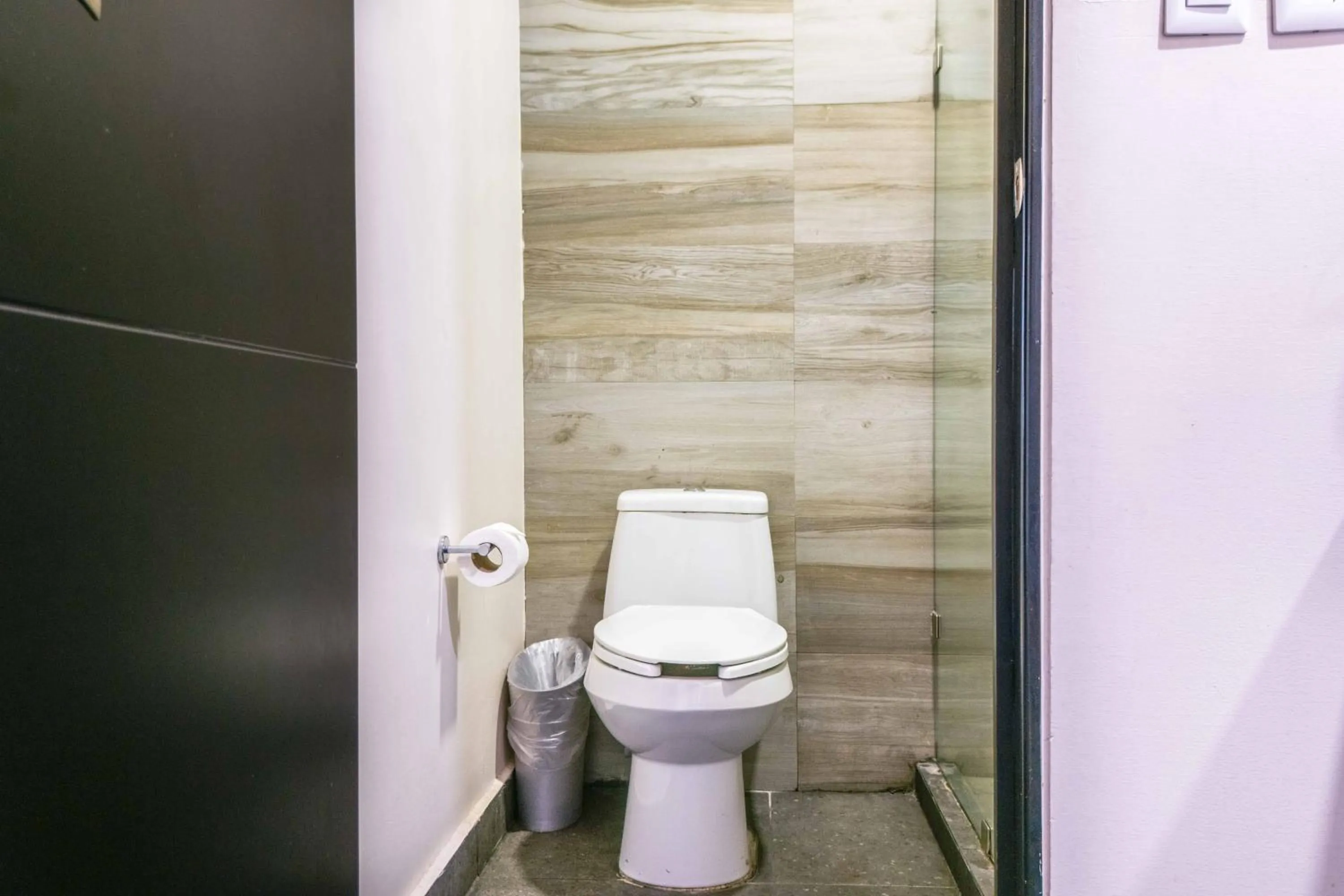 Bathroom in Homesuites Malecon