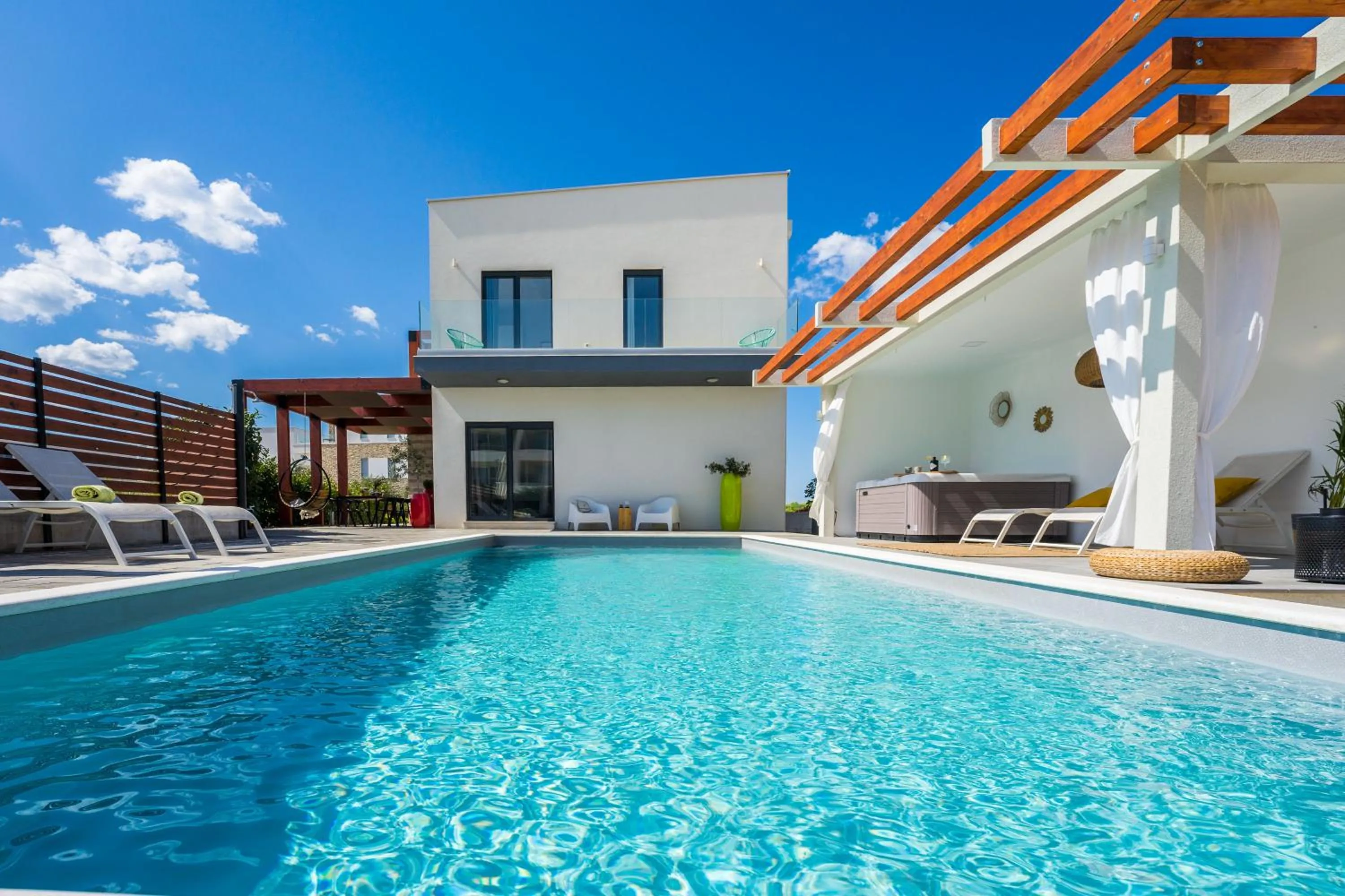 Villa Olea with heated pool and jacuzzi