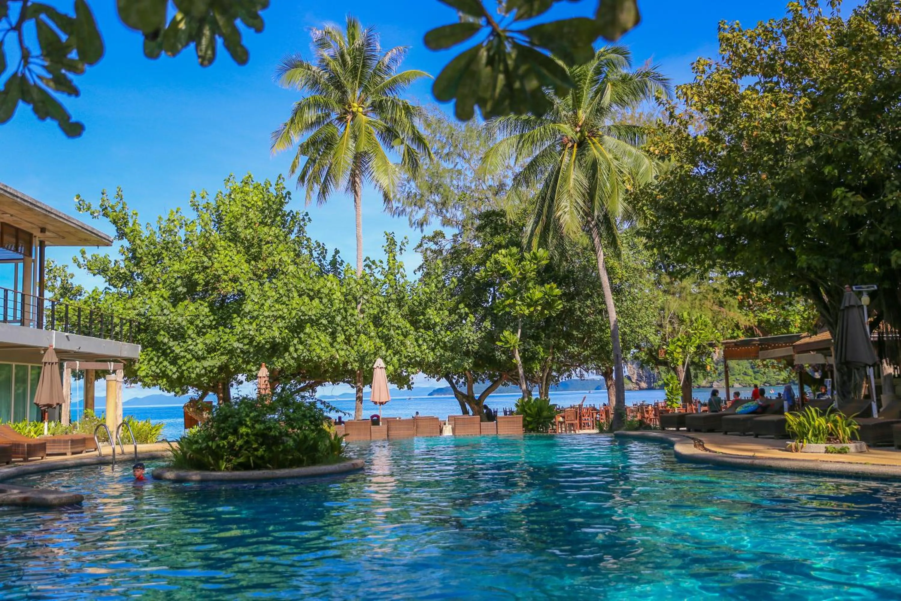 Swimming pool in Sand Sea Resort Railay Beach