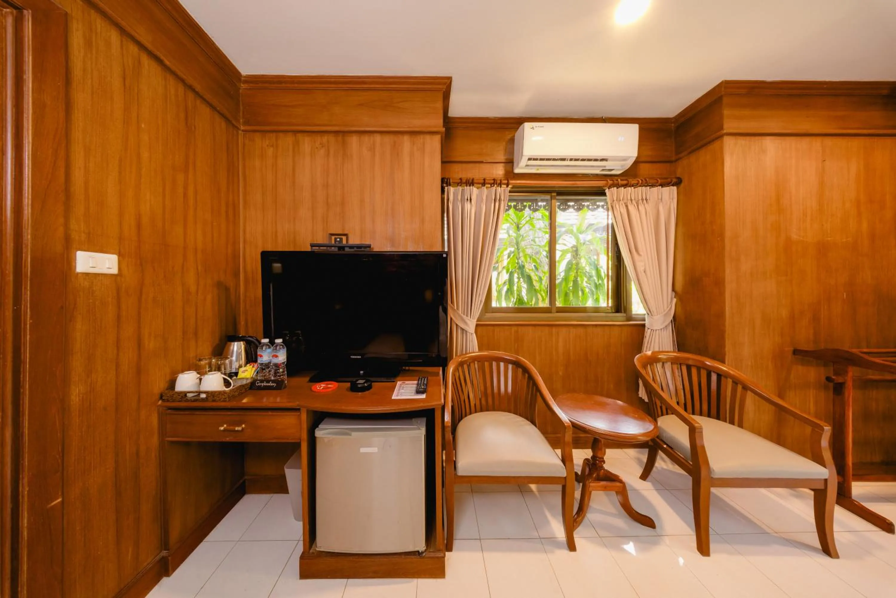 Coffee/tea facilities in Sand Sea Resort Railay Beach