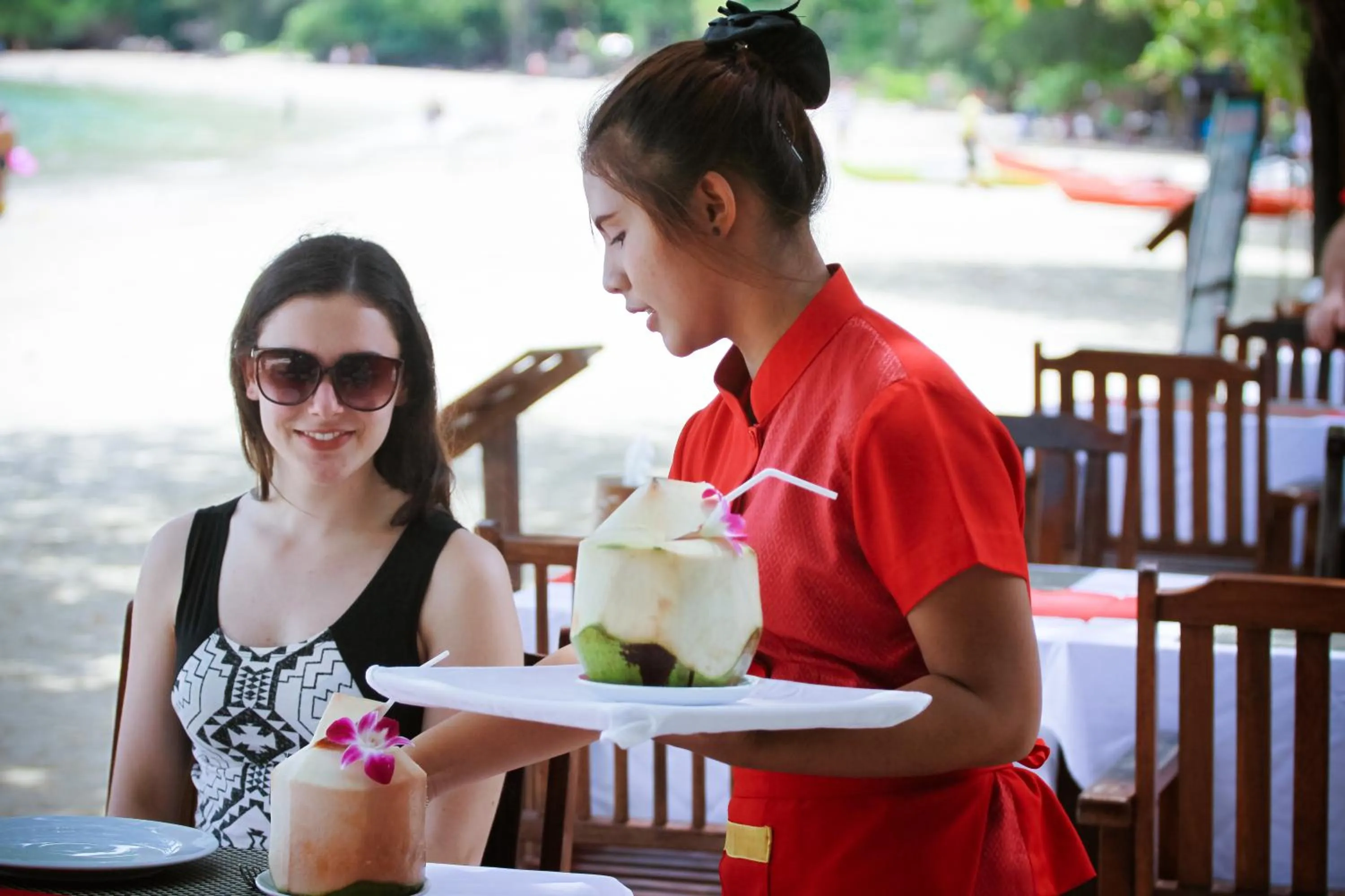 Restaurant/places to eat in Sand Sea Resort Railay Beach