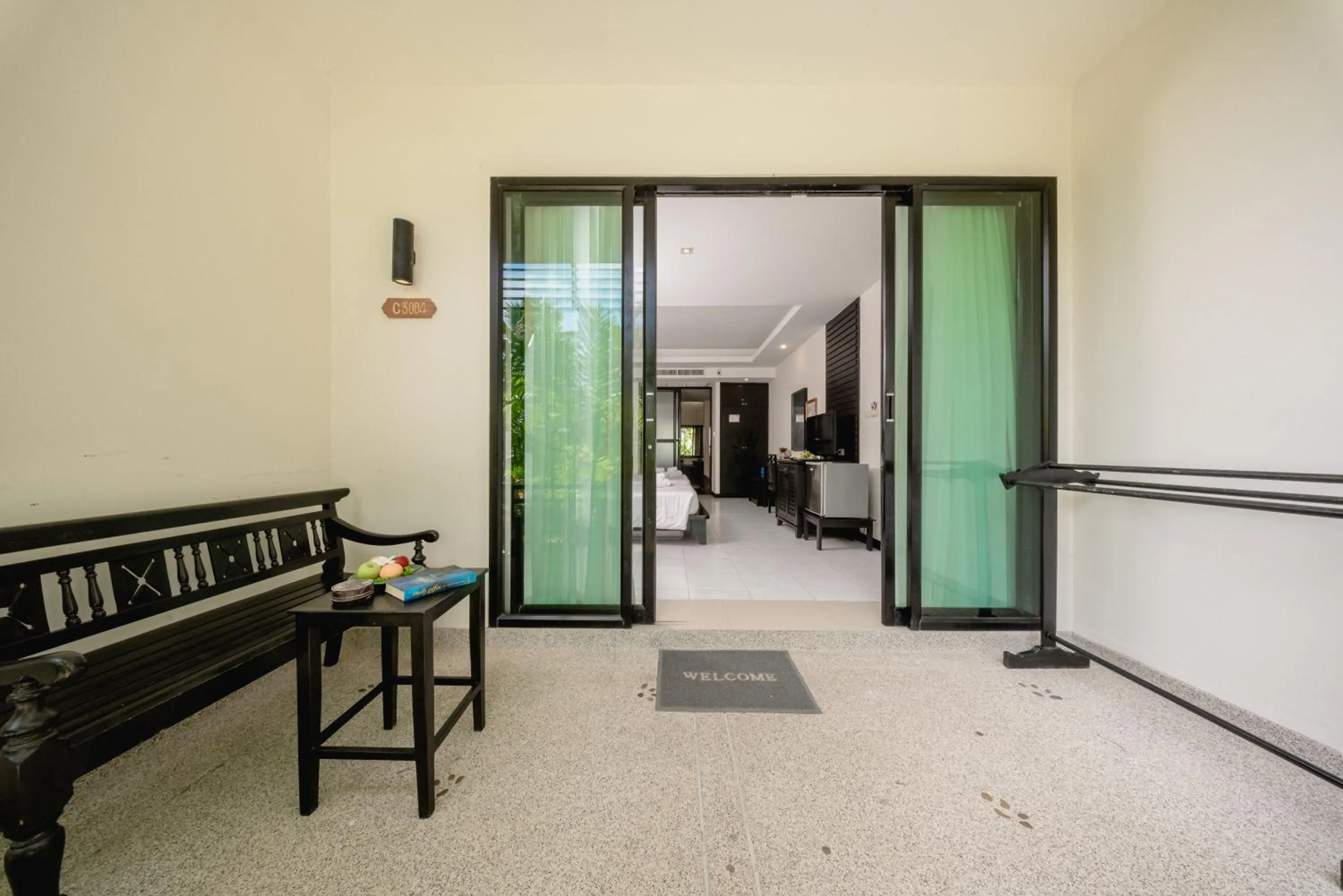 Seating area in Sand Sea Resort Railay Beach