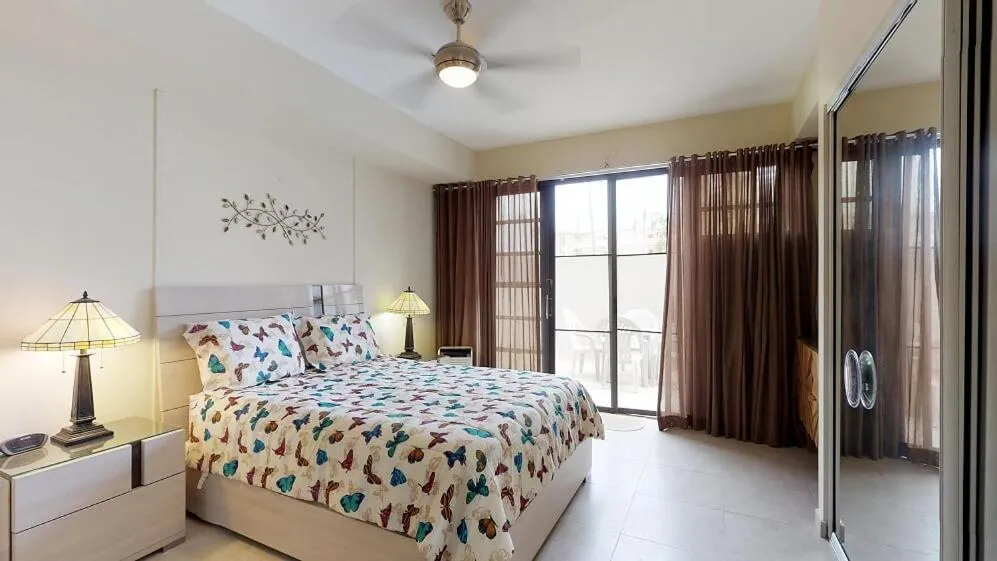 Bed in Crescent Cove 87 at Palmas