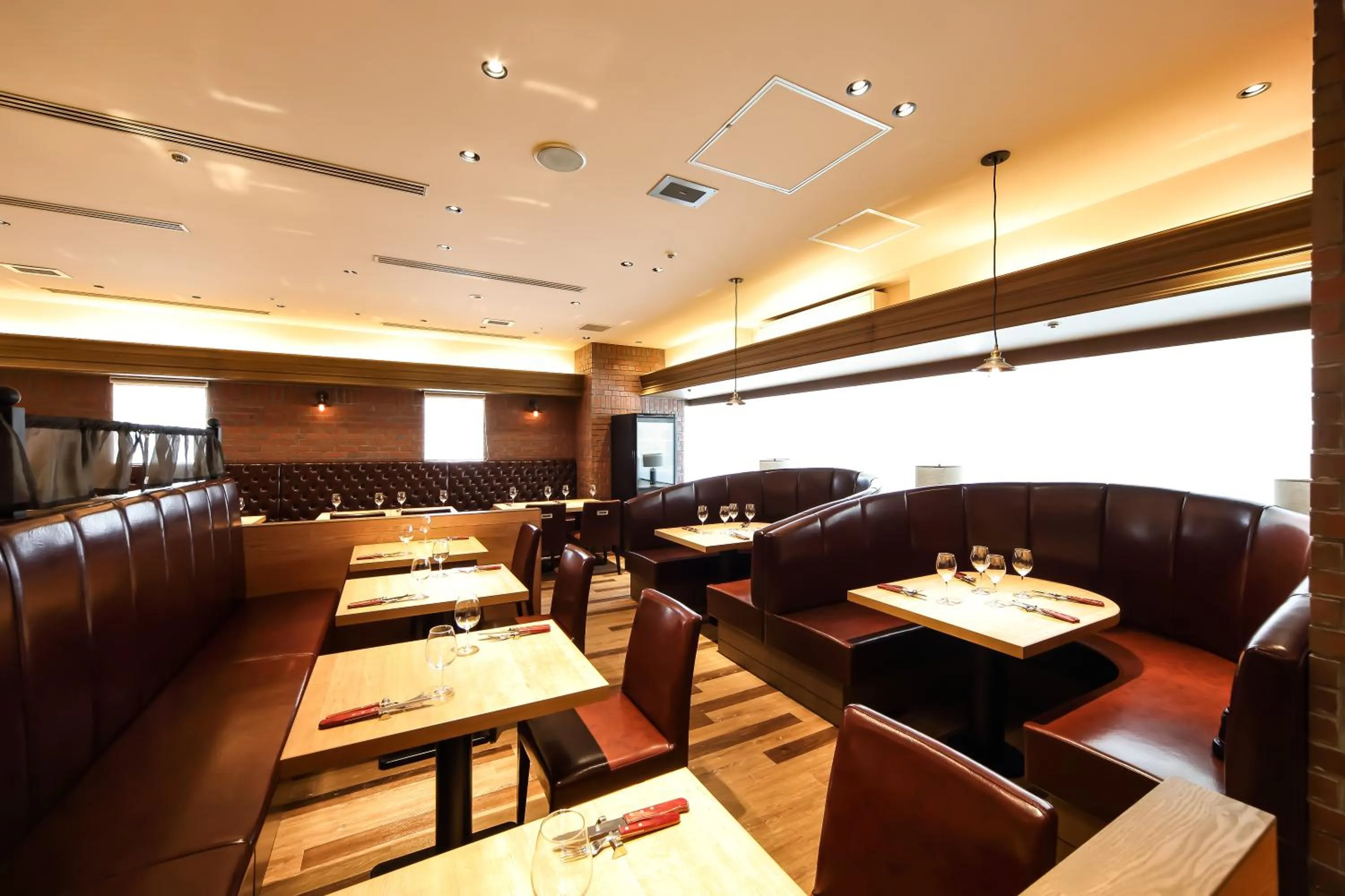 Restaurant/places to eat in Osaka Tokyu REI Hotel